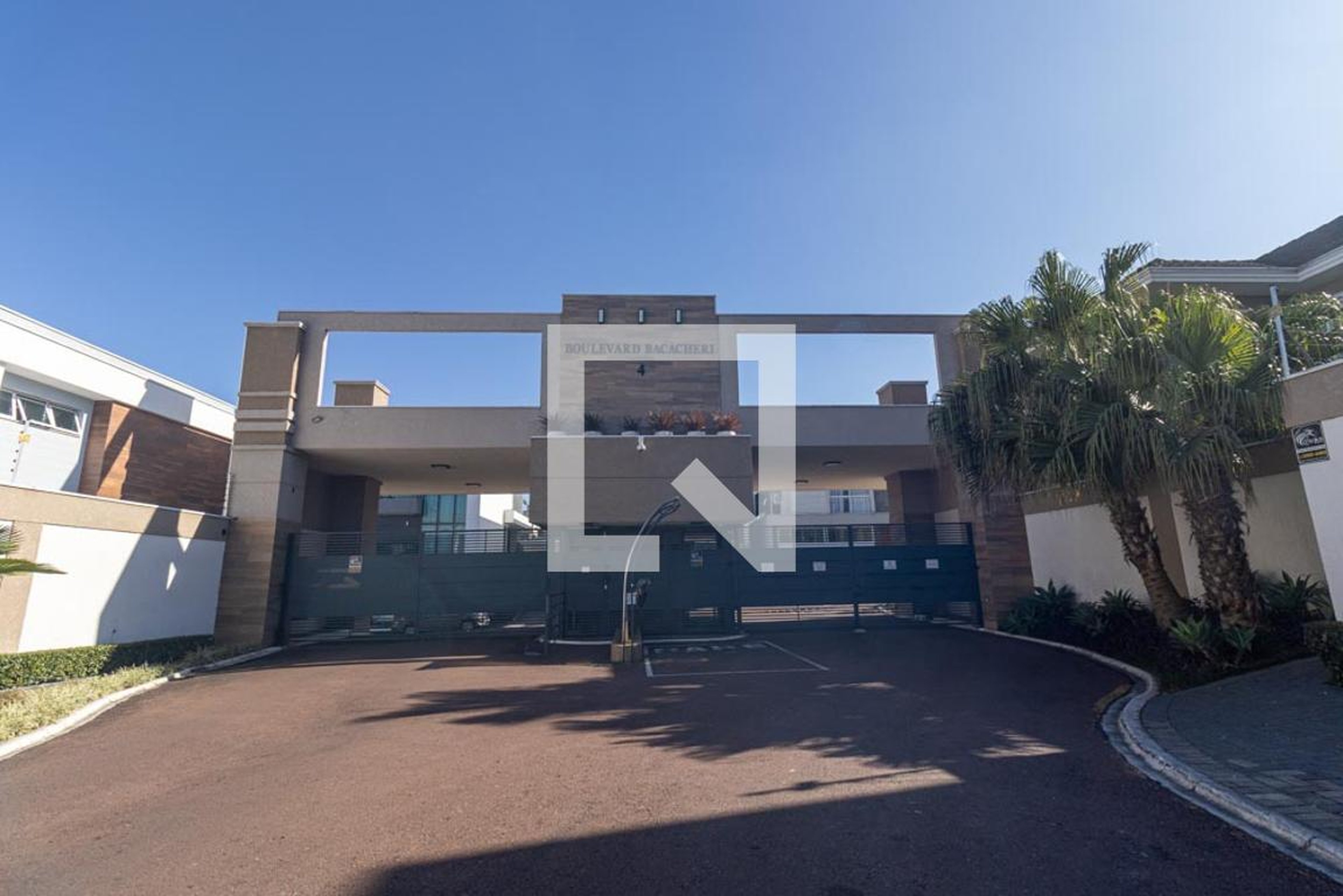 Fachada do Condomínio Condomínio Boulevard Bacacheri