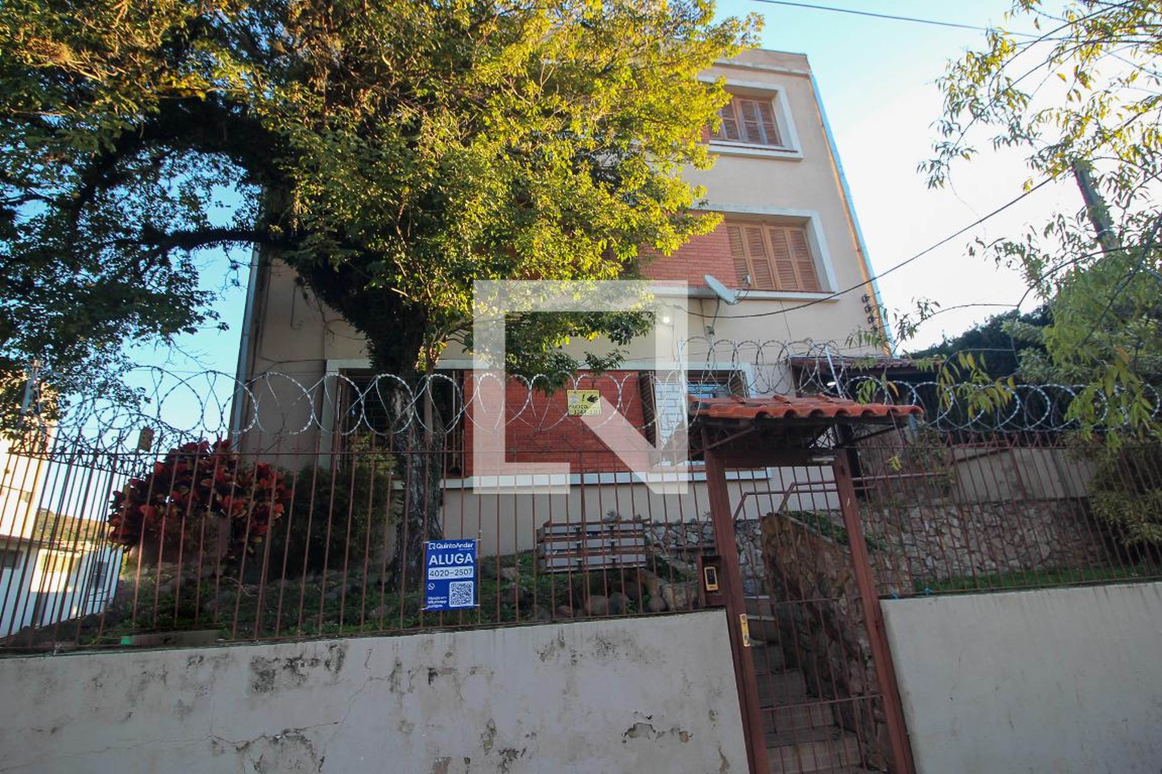 Fachada do Prédio Condomínio em Rua Alfredo Varela, 165