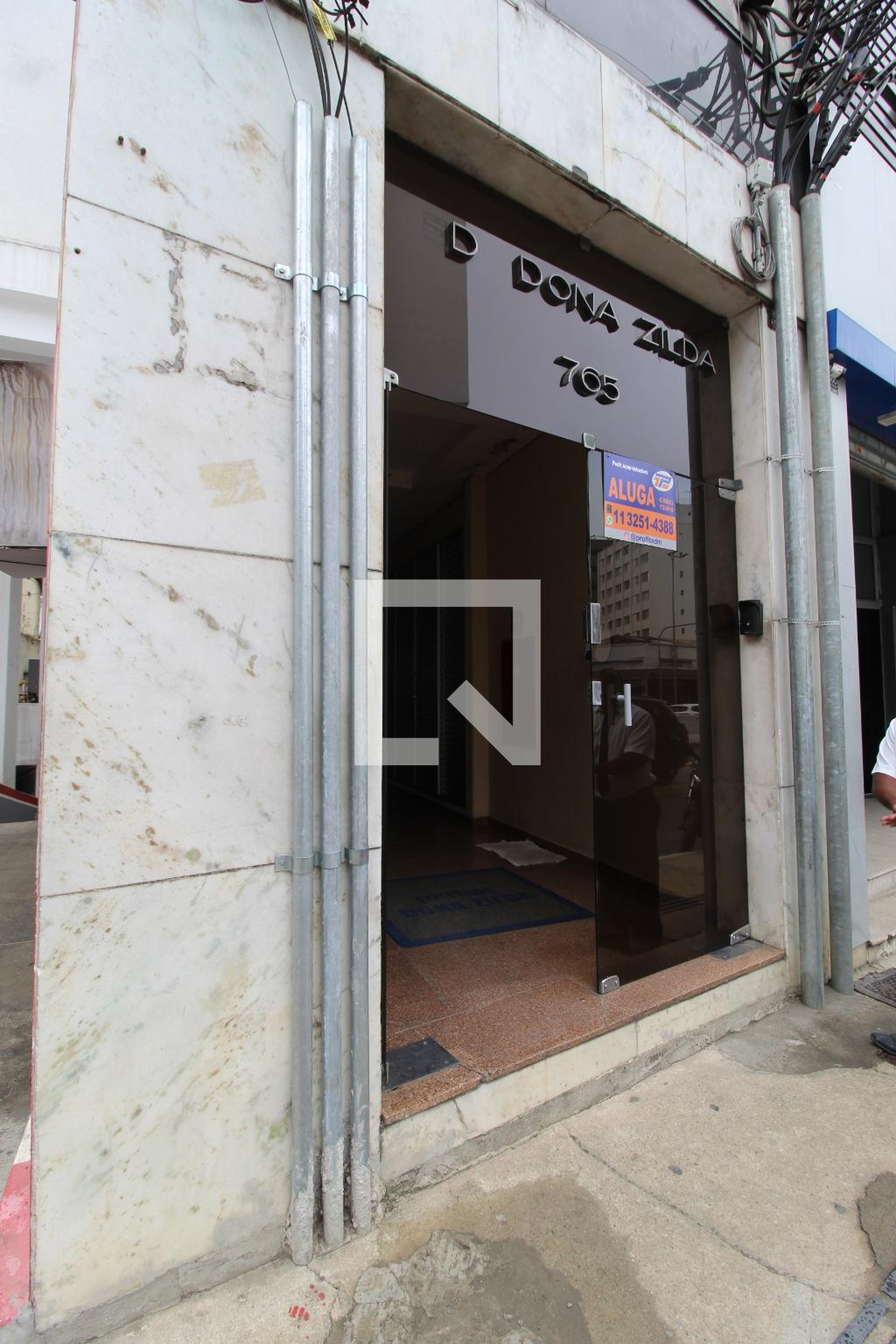 Fachada do Prédio Condomínio Na Zilda