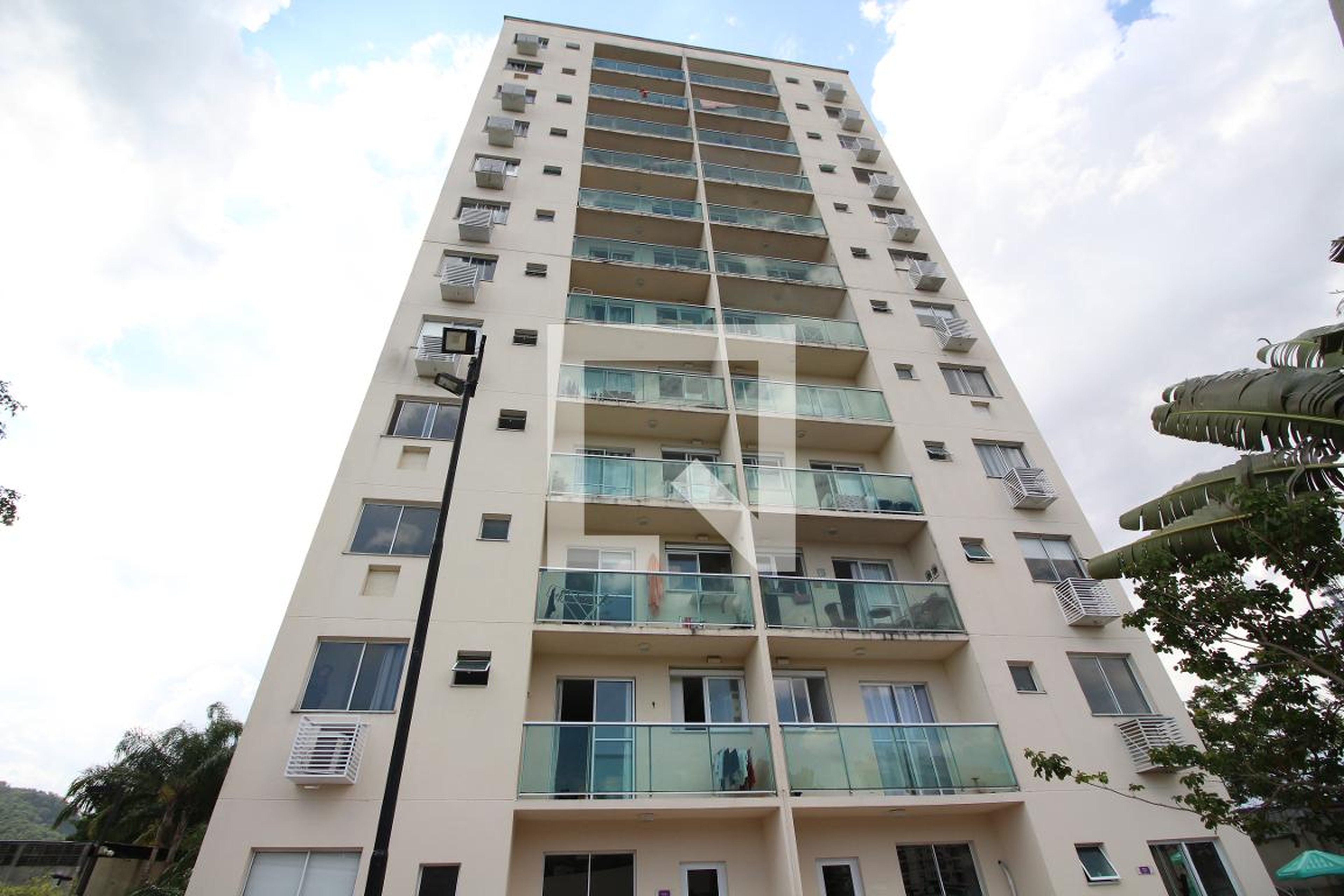 Fachada Condomínio Live Bandeirantes