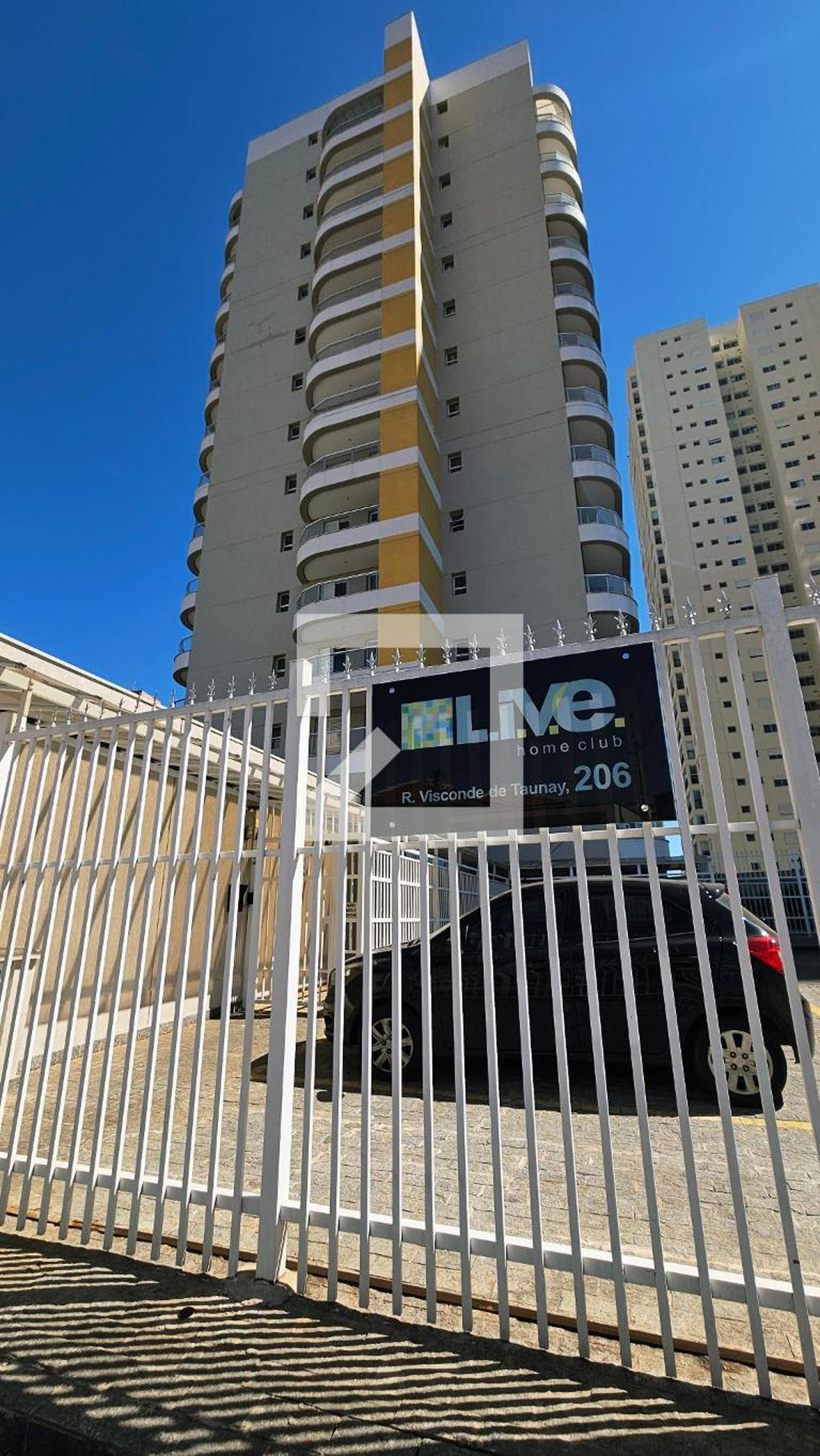 Fachada do Prédio Condomínio Live Home Club