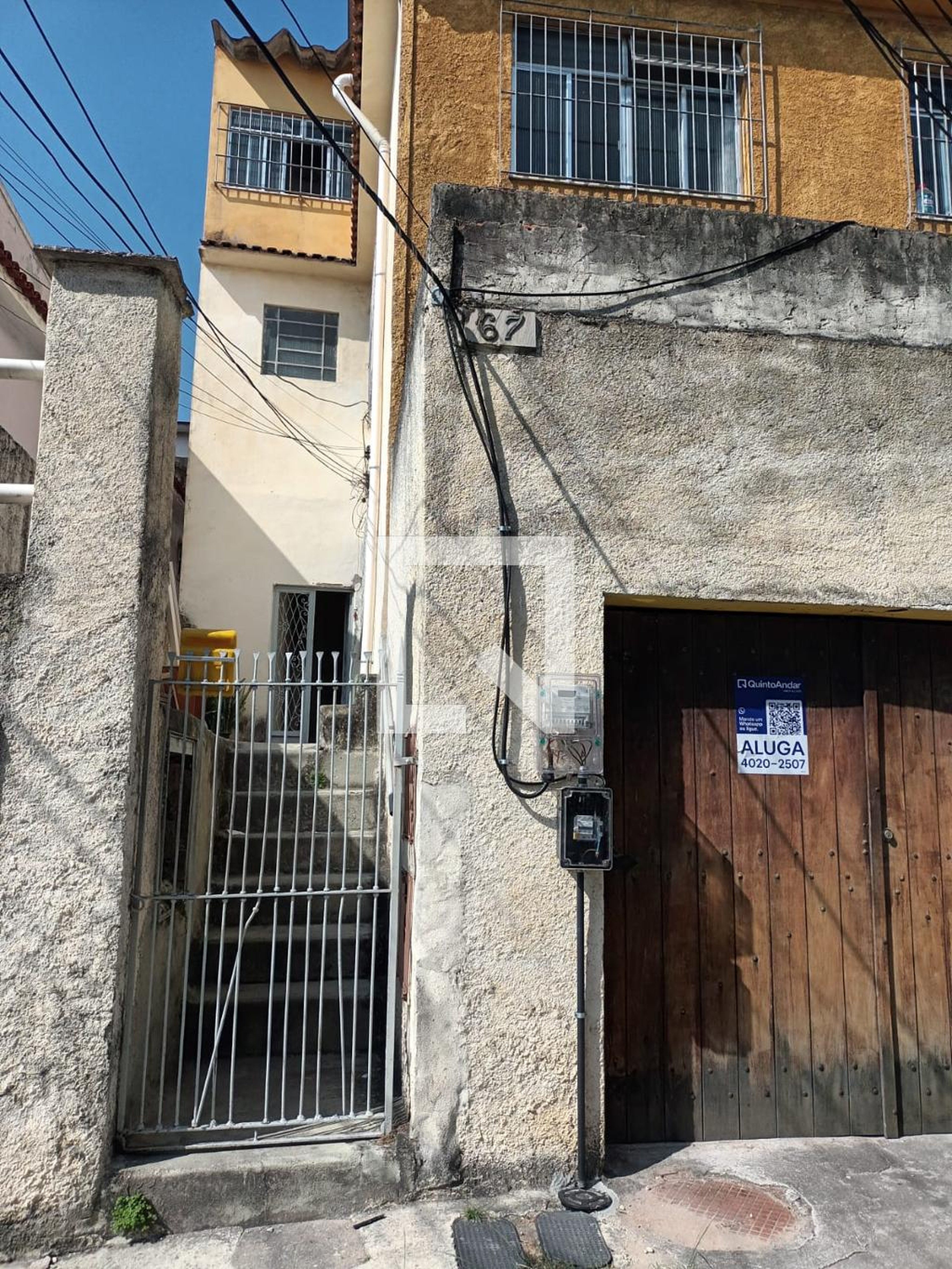 Fachada Condomínio em Rua Assis Vasconcelos, 67