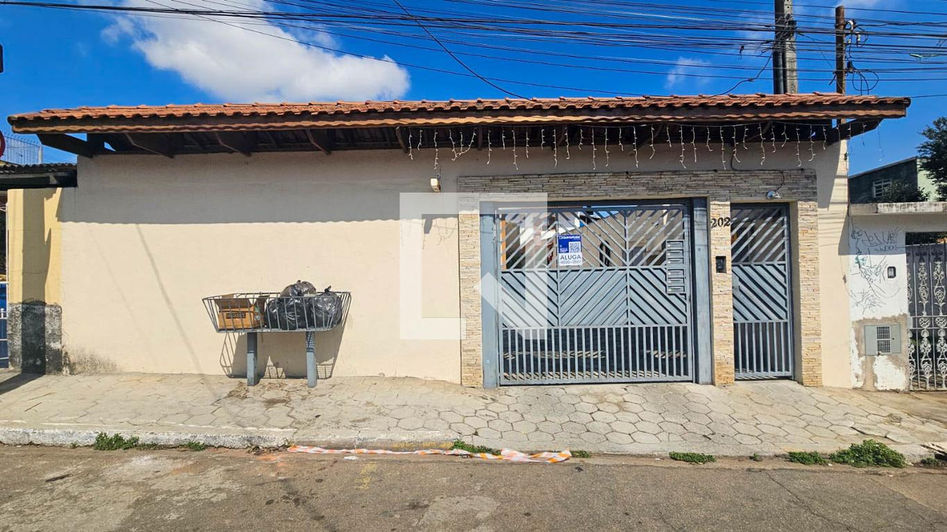 Fachada Condomínio em Rua Maria Inácia da Conceição, 202