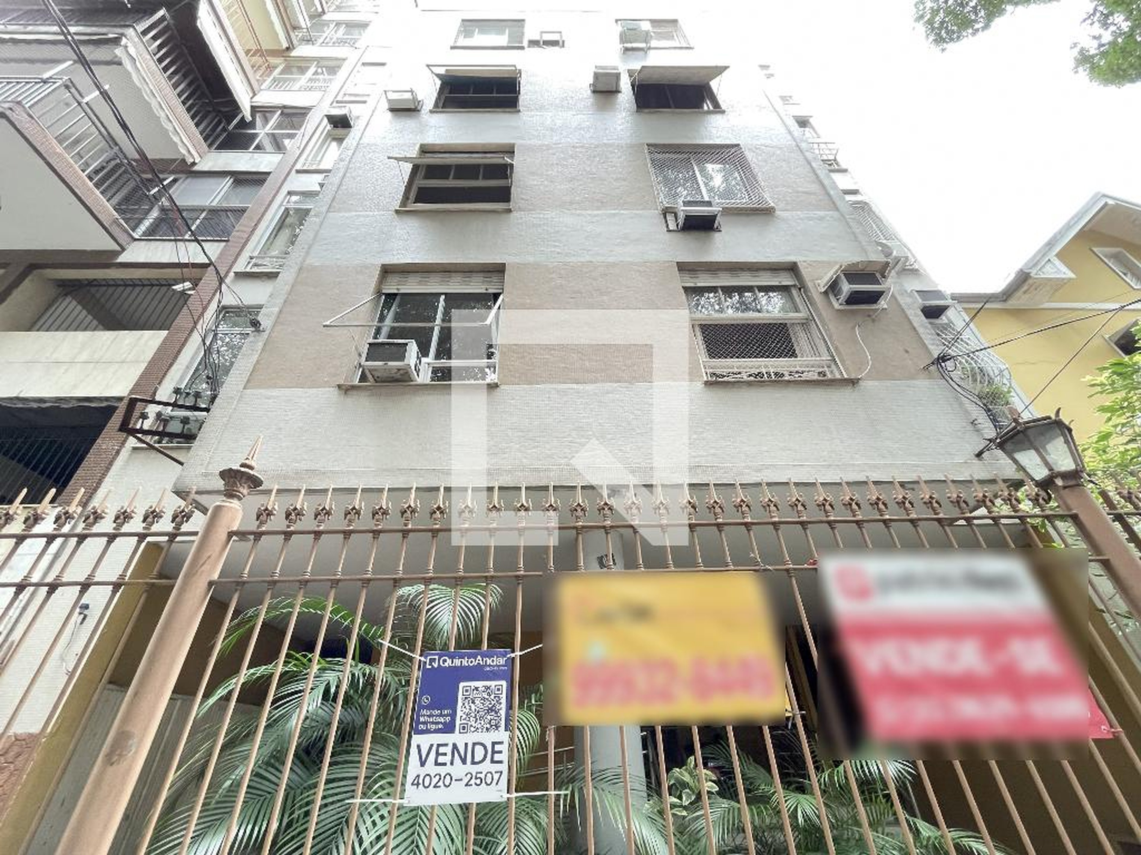 Fachada Condomínio em Rua Jaceguai, 62