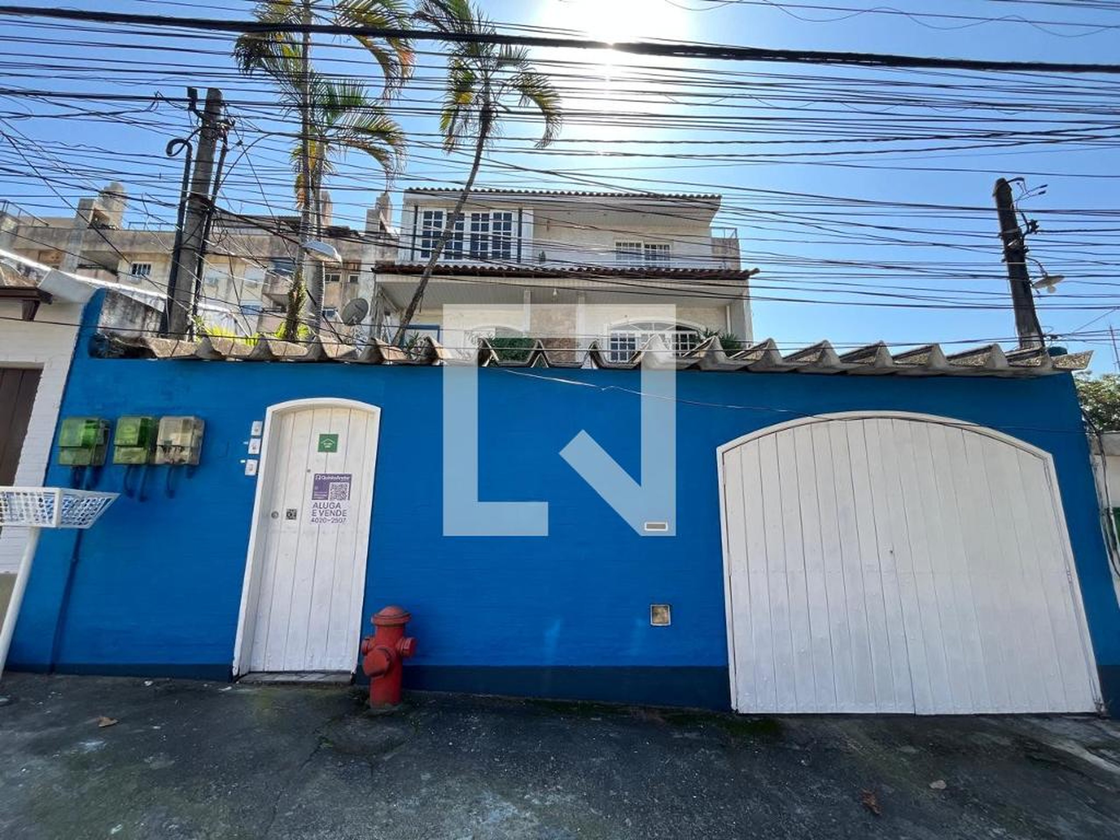 Fachada Condomínio em Rua Sargento Luís da Silva, 62