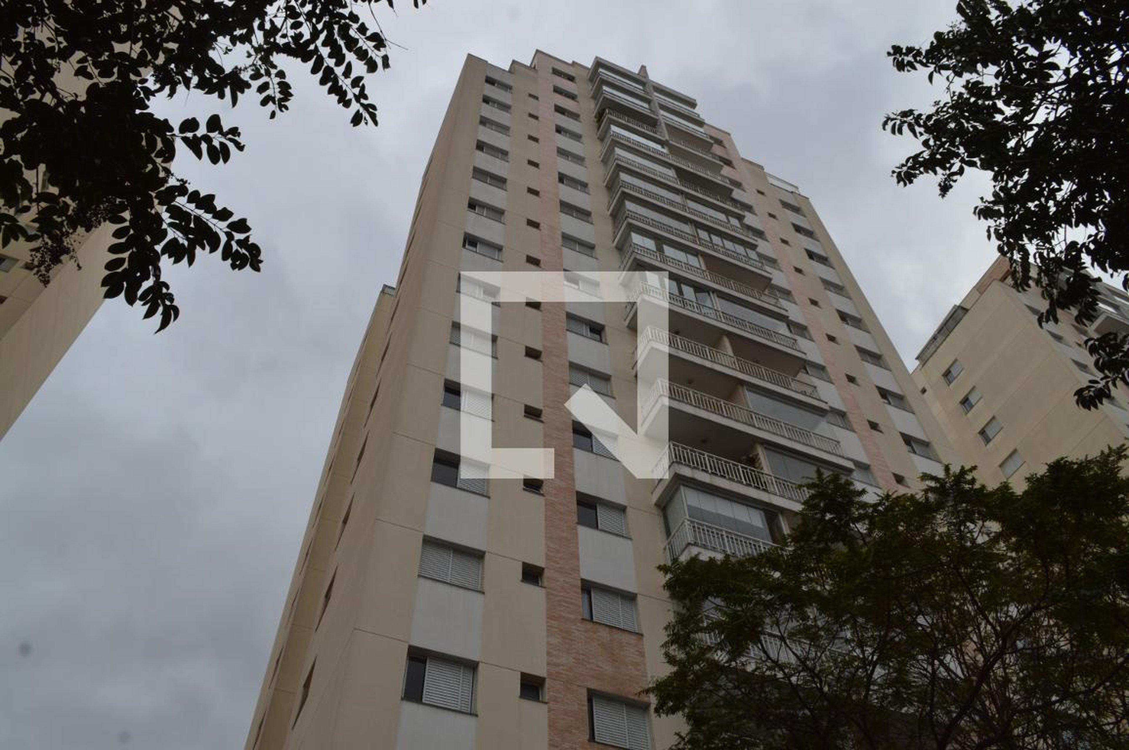 Fachada Condomínio Mont Serrat Residencial Park