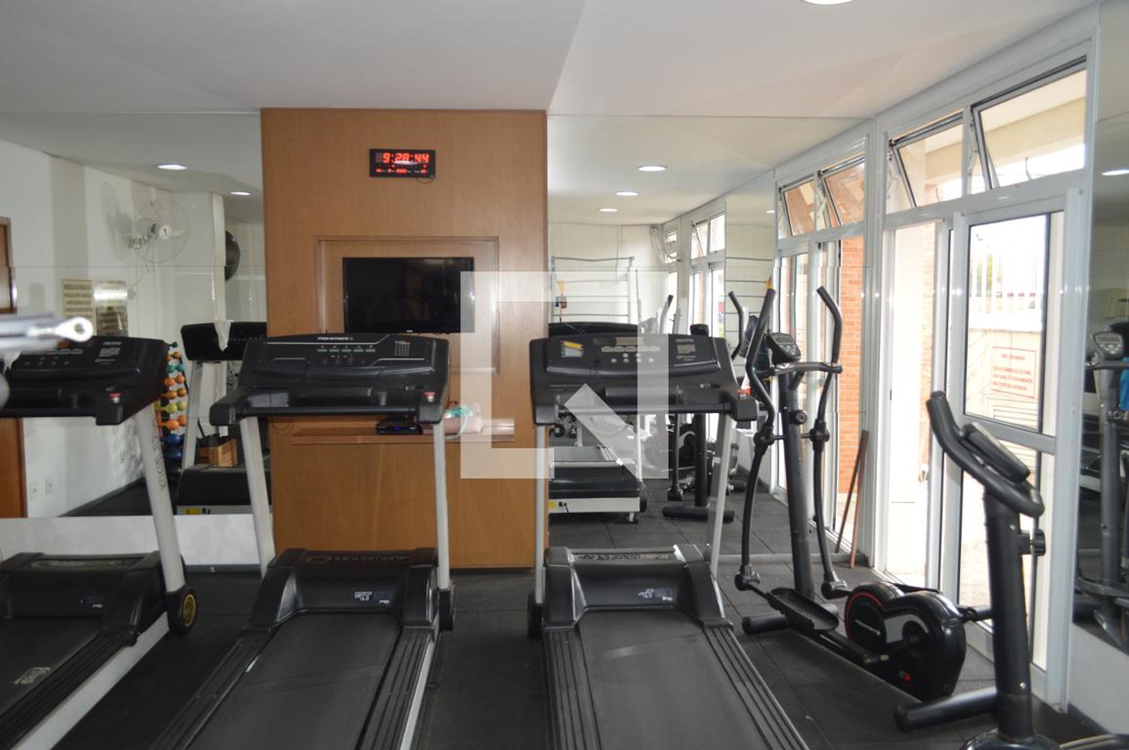 Academia - Mont Serrat Residencial Park