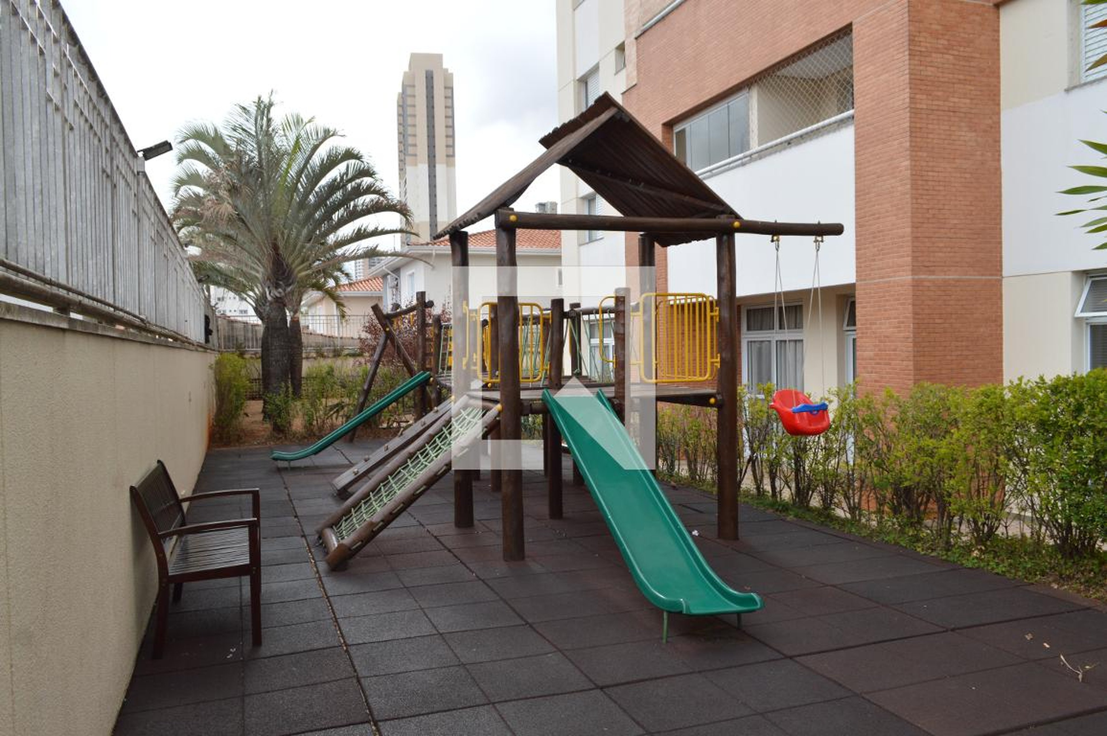 Playground - Mont Serrat Residencial Park