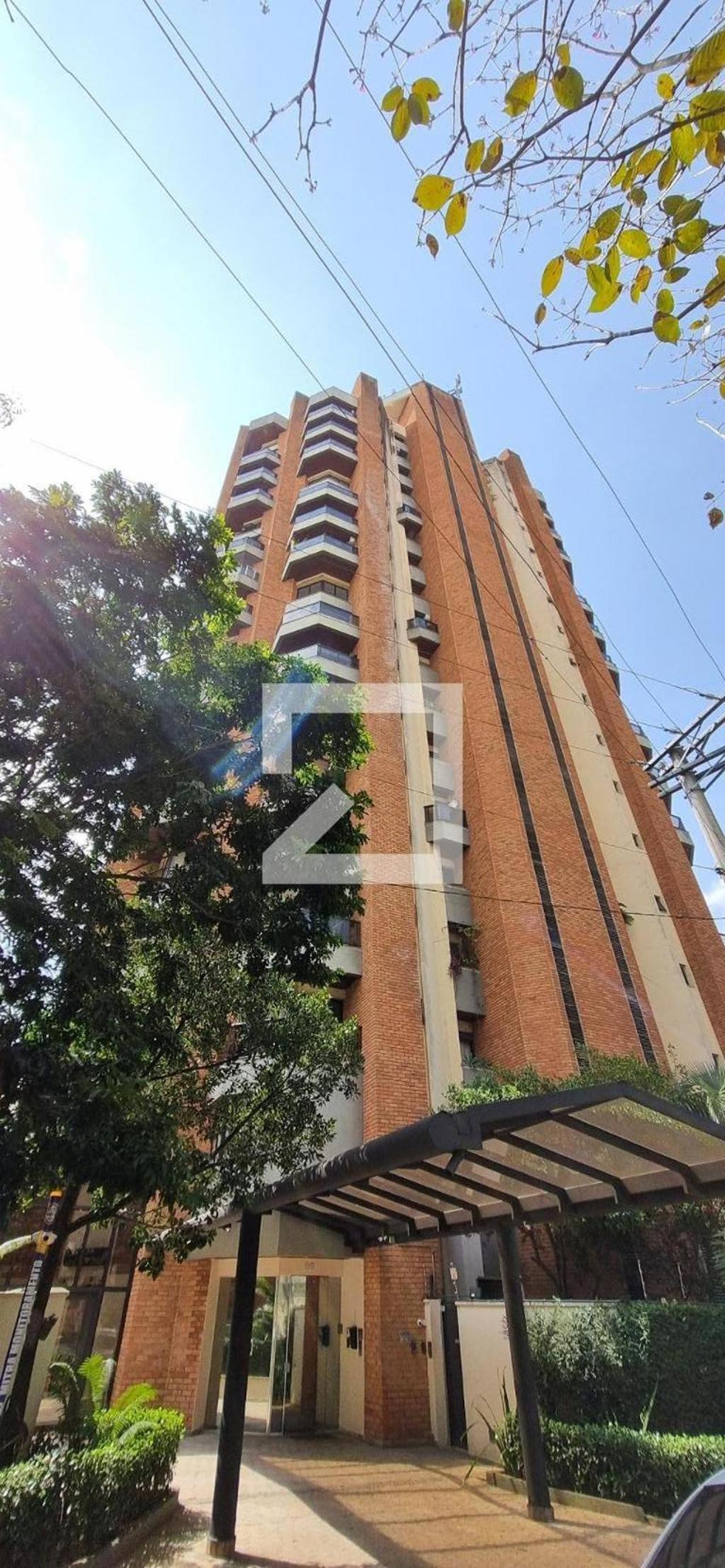 Fachada Condomínio Piazza Montecattini