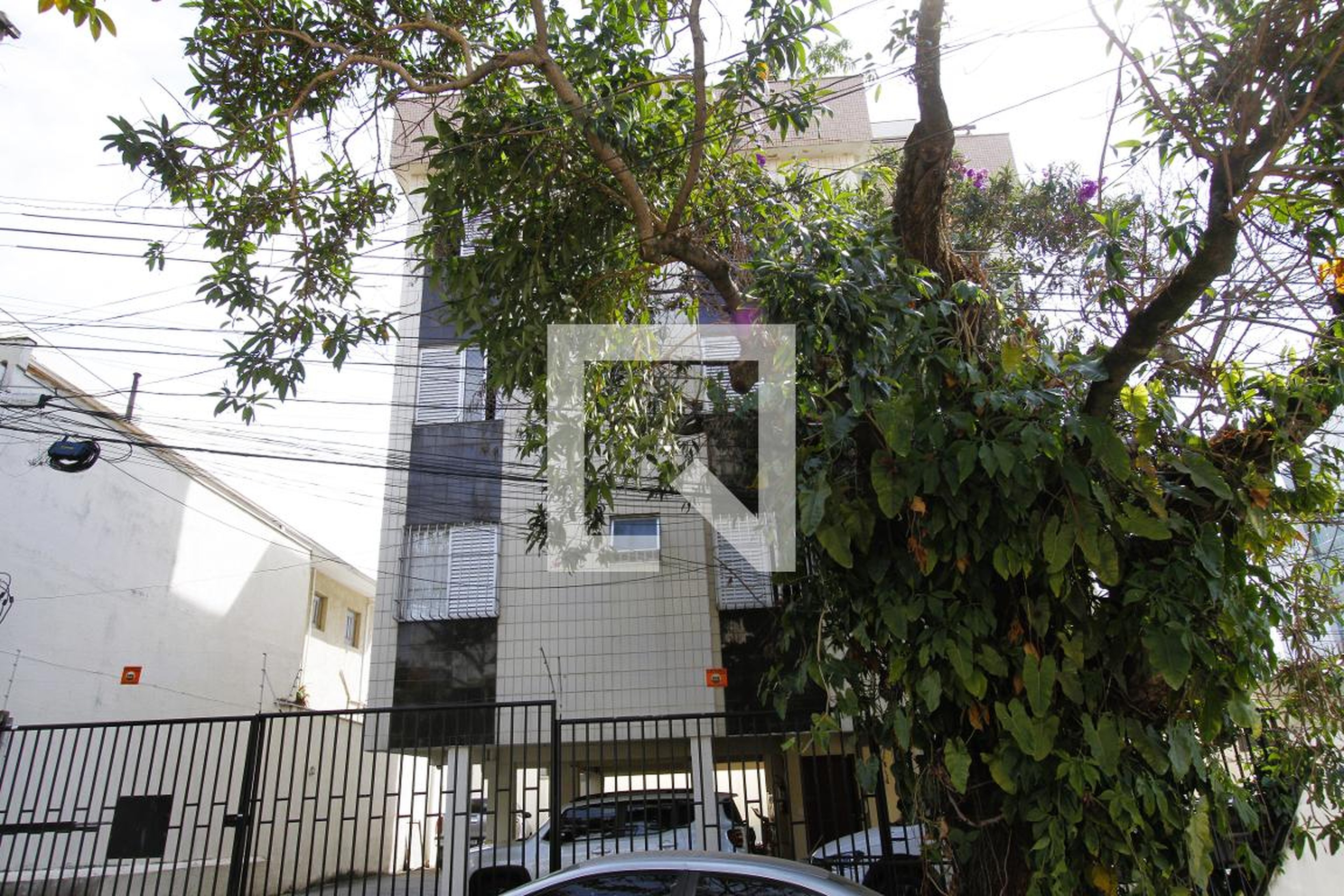 Fachada do Prédio Condomínio em Rua Calcedônia, 190