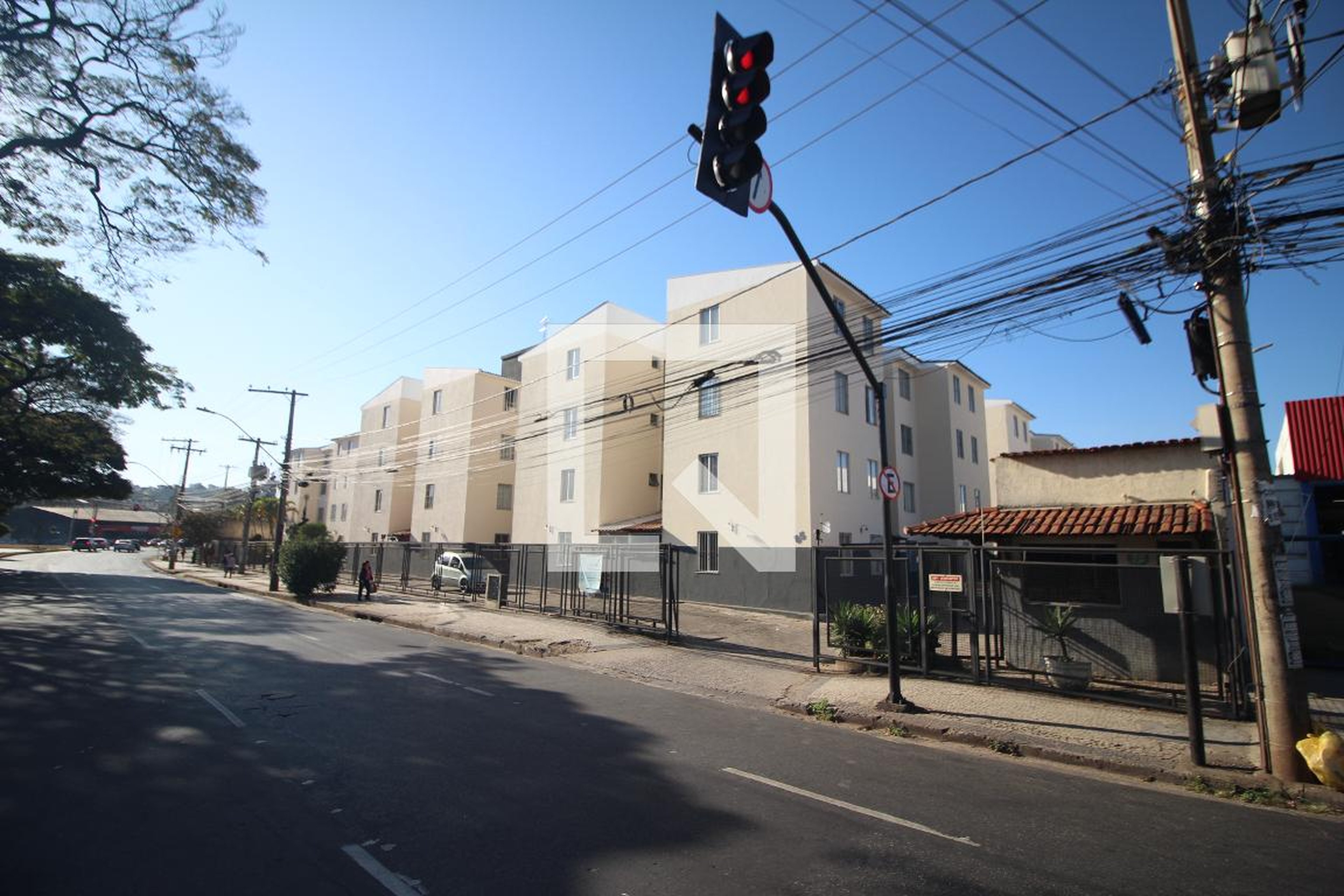 Fachada Condomínio em Rua Antônio Eustáquio Piazza, 85