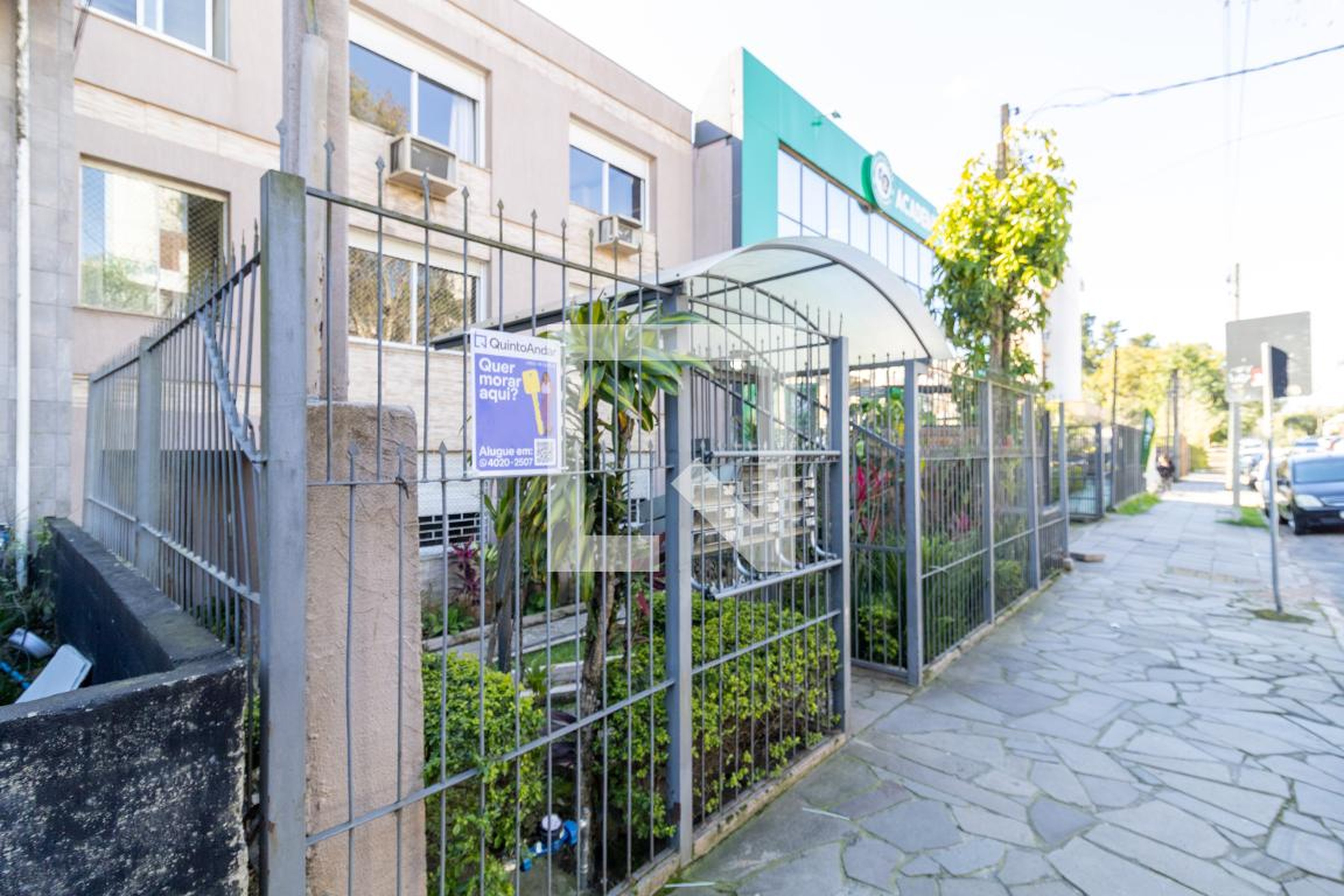 Fachada Condomínio em Rua Doutor Mário Totta, 676