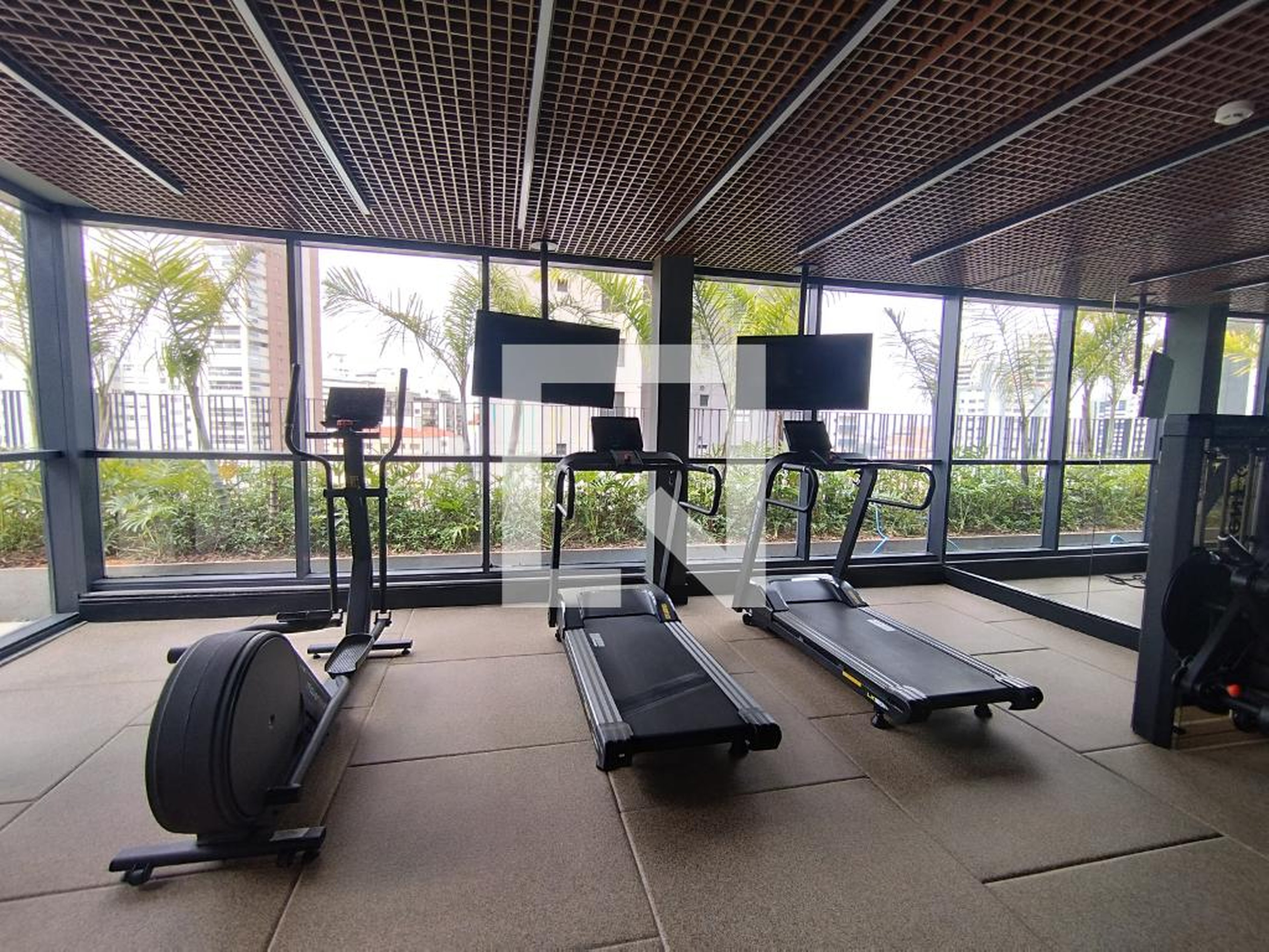 Academia - Haus Mitre