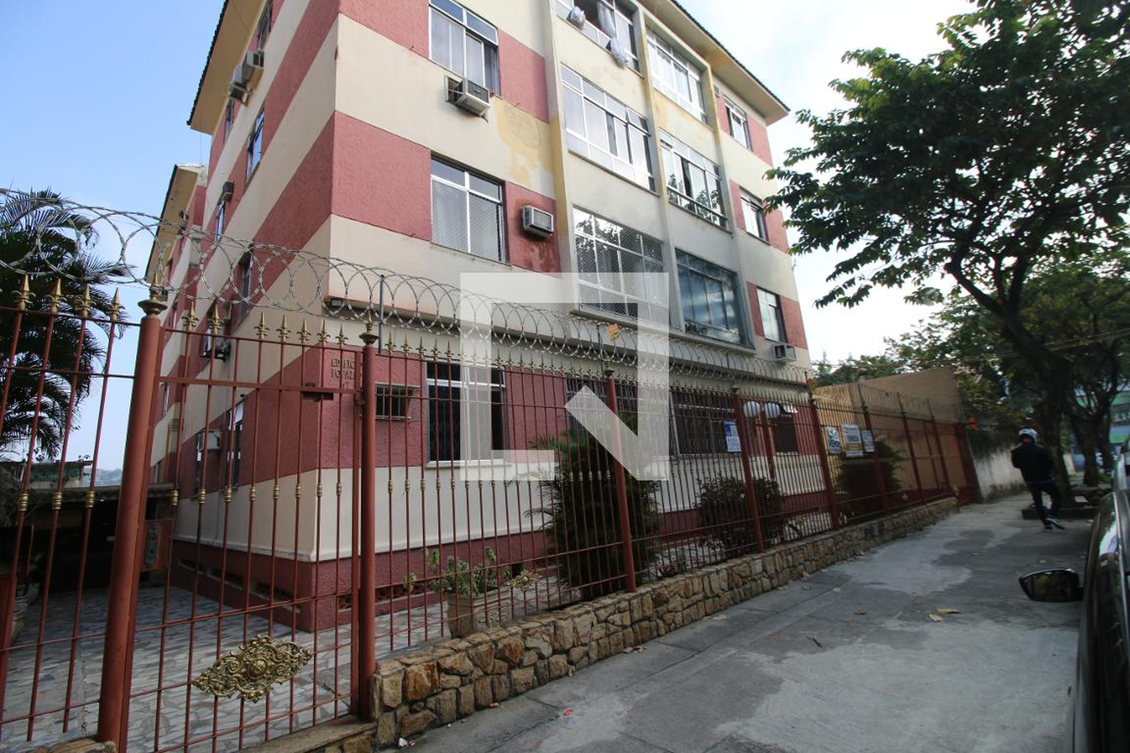 Fachada do Prédio Edifício Topazio