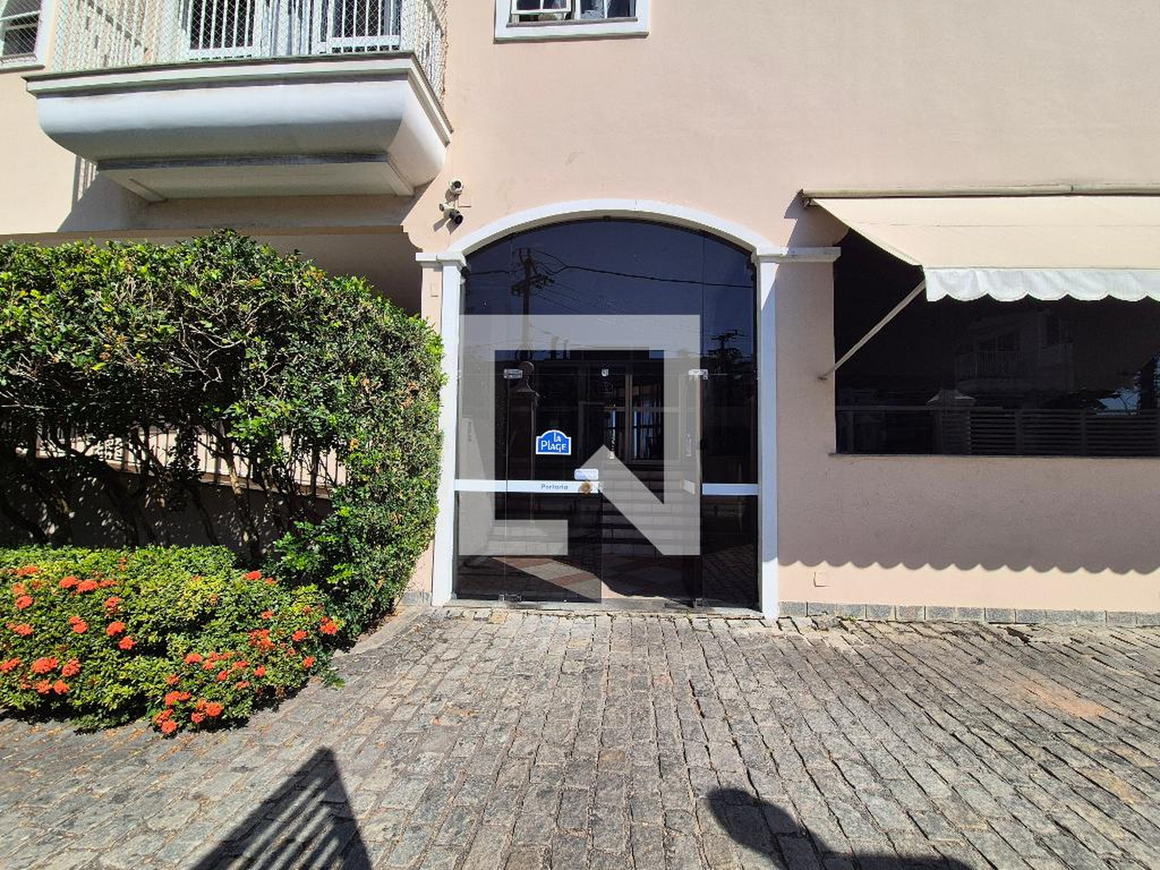 Entrada - La Plage