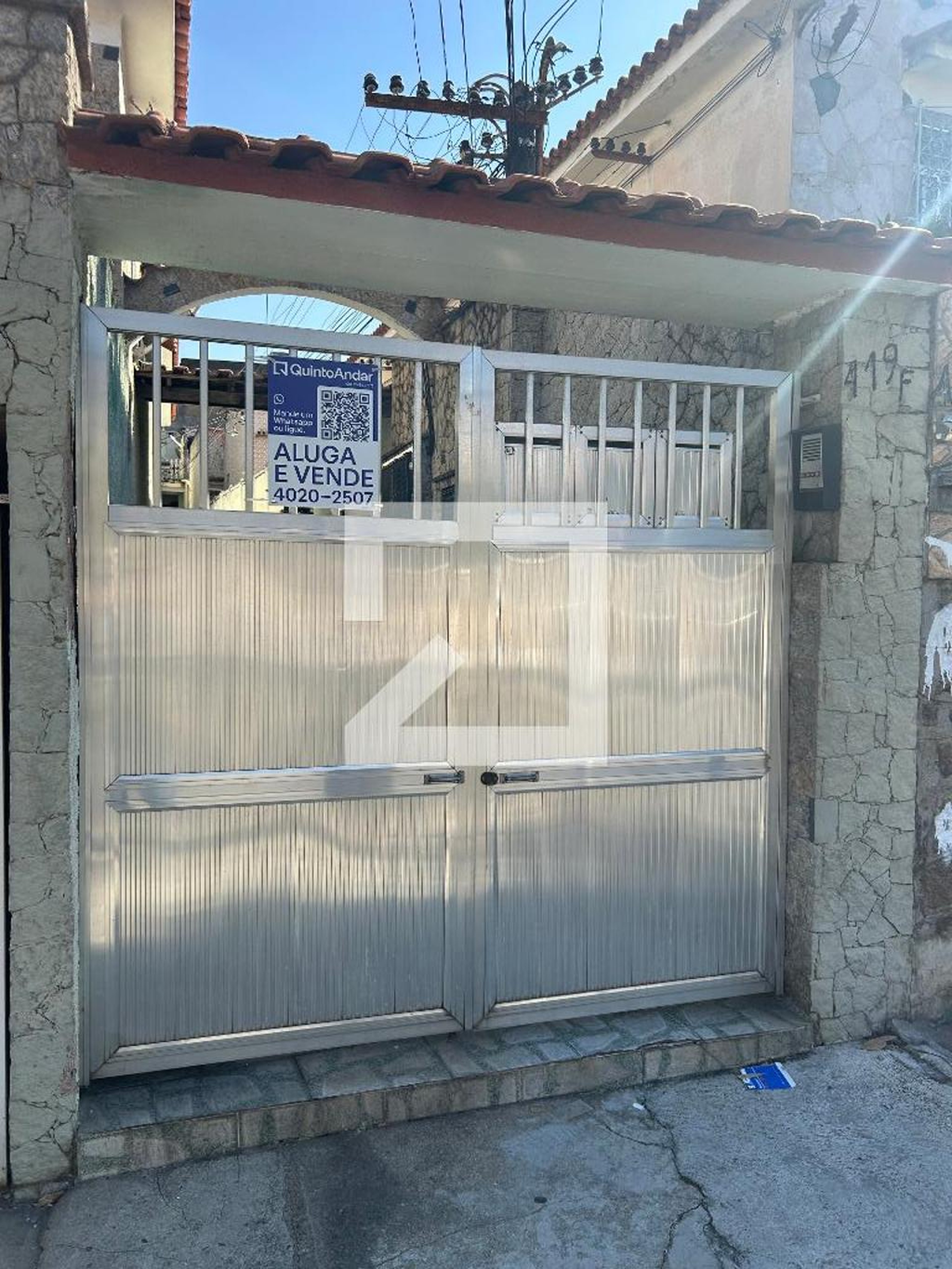 Fachada Condomínio em Rua Ferreira Leite, 419