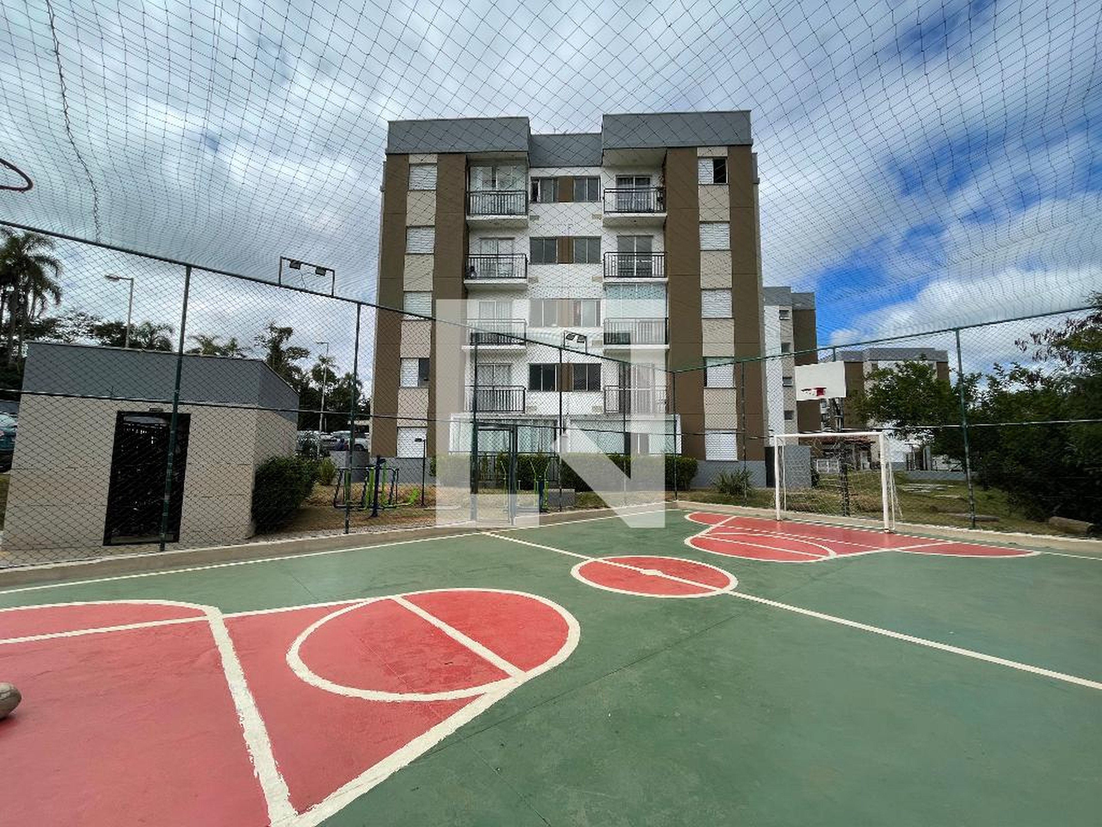 Quadra - Jardim dos Alpes