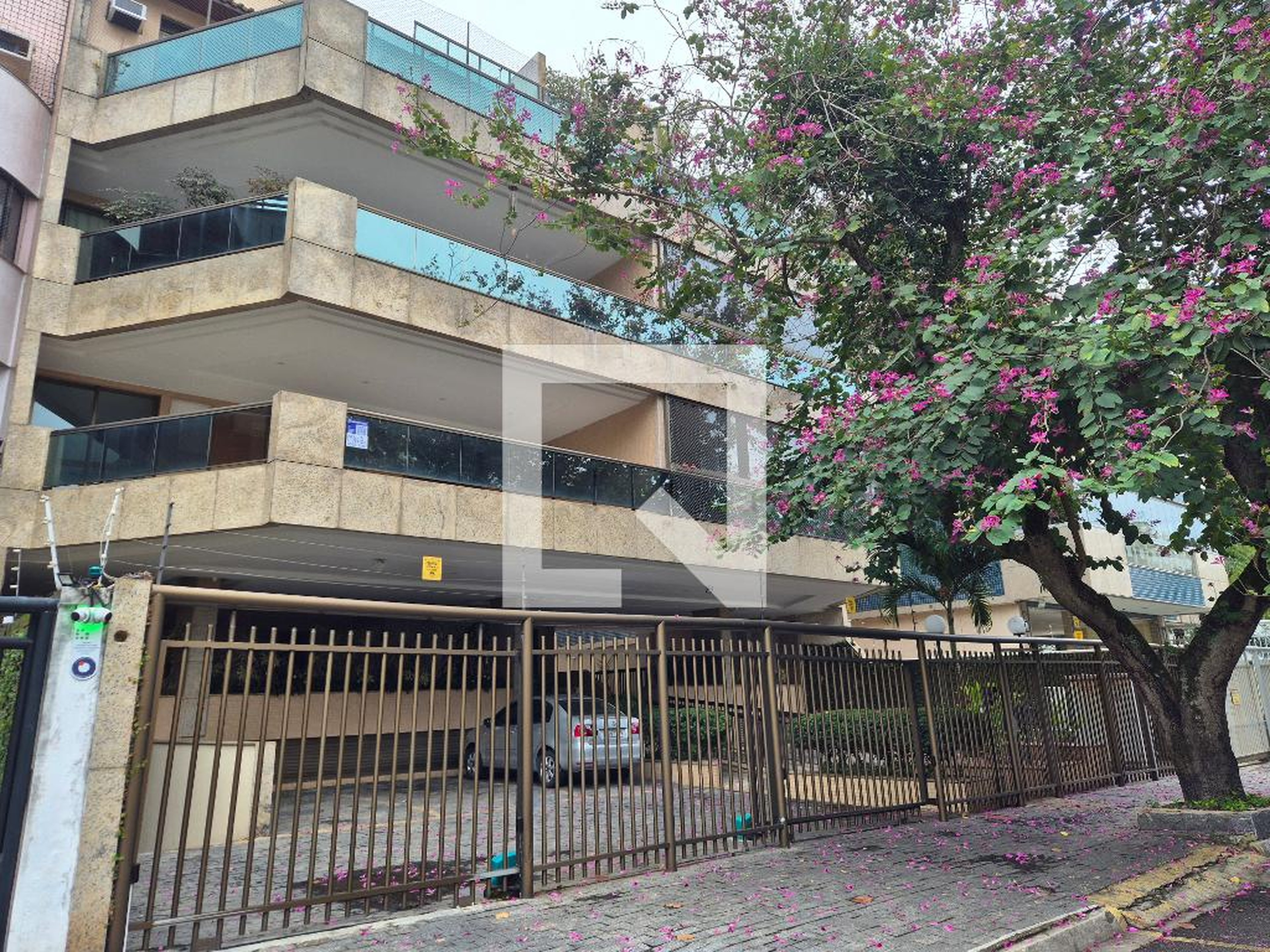 Fachada Edifício Karine