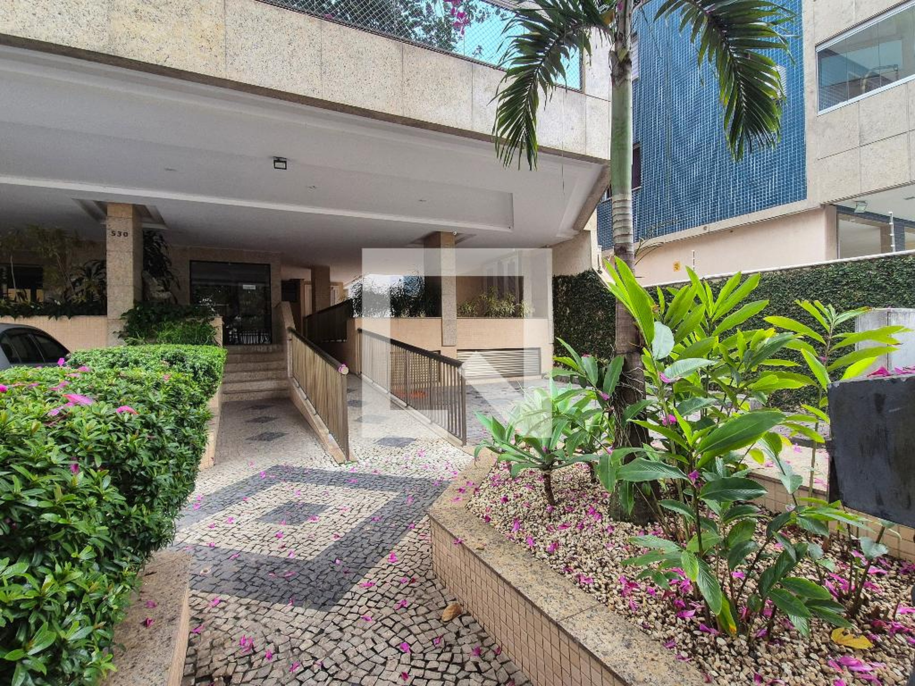 Entrada - Edifício Karine