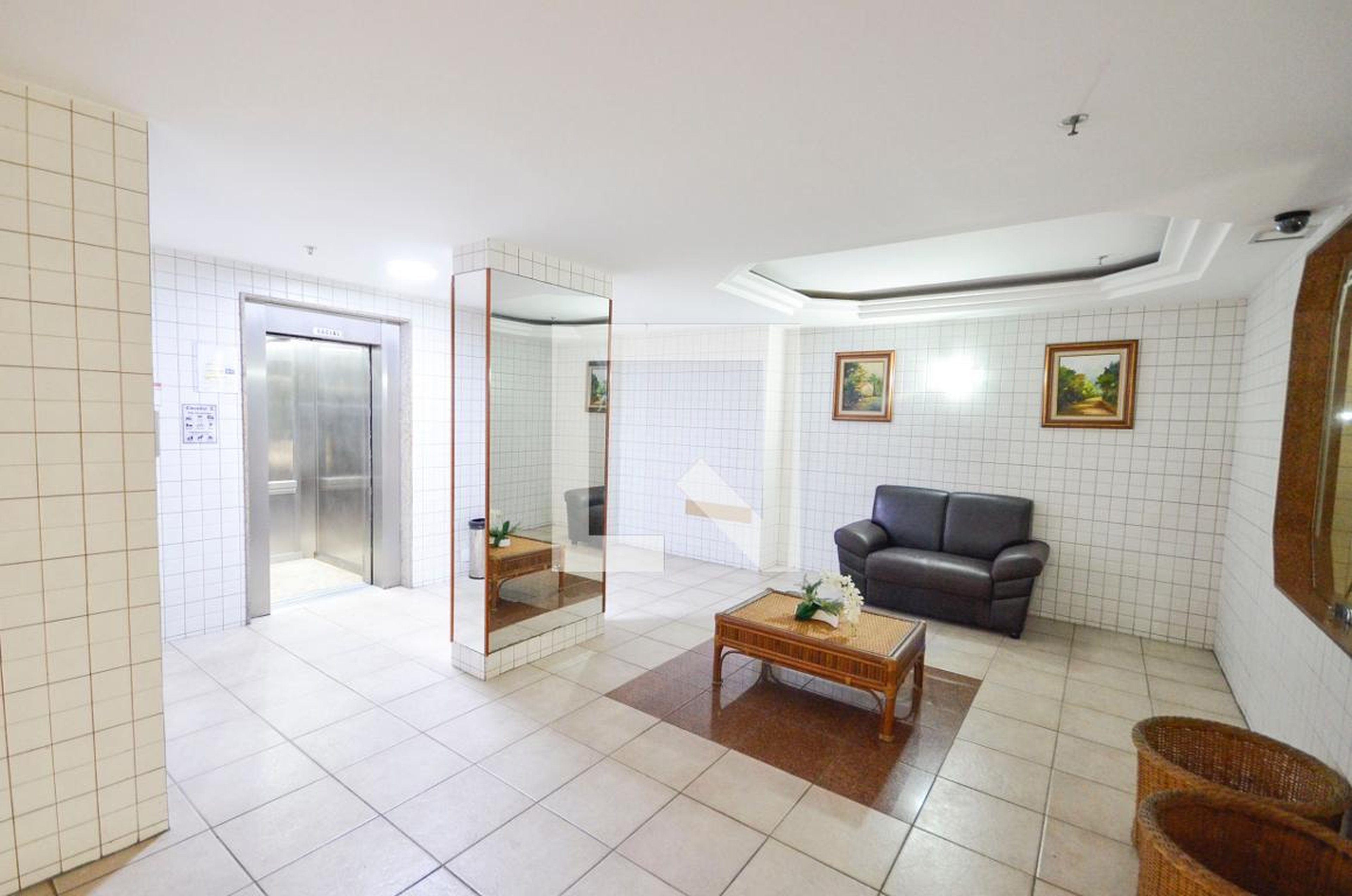 Hall - Eacop Cosntruções e Projetos