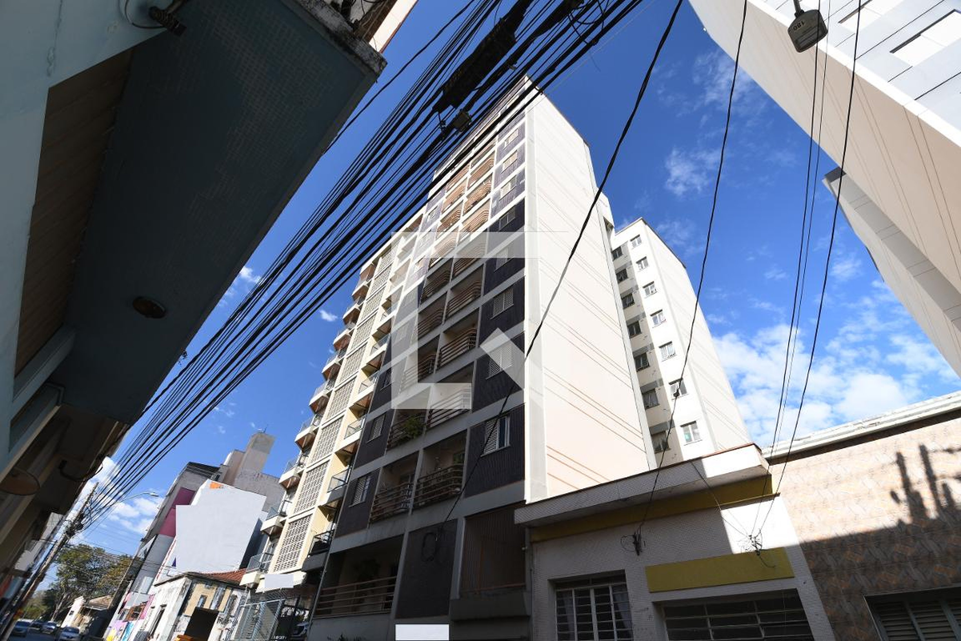 Fachada do Prédio Condomínio em Rua Álvares Machado, 421