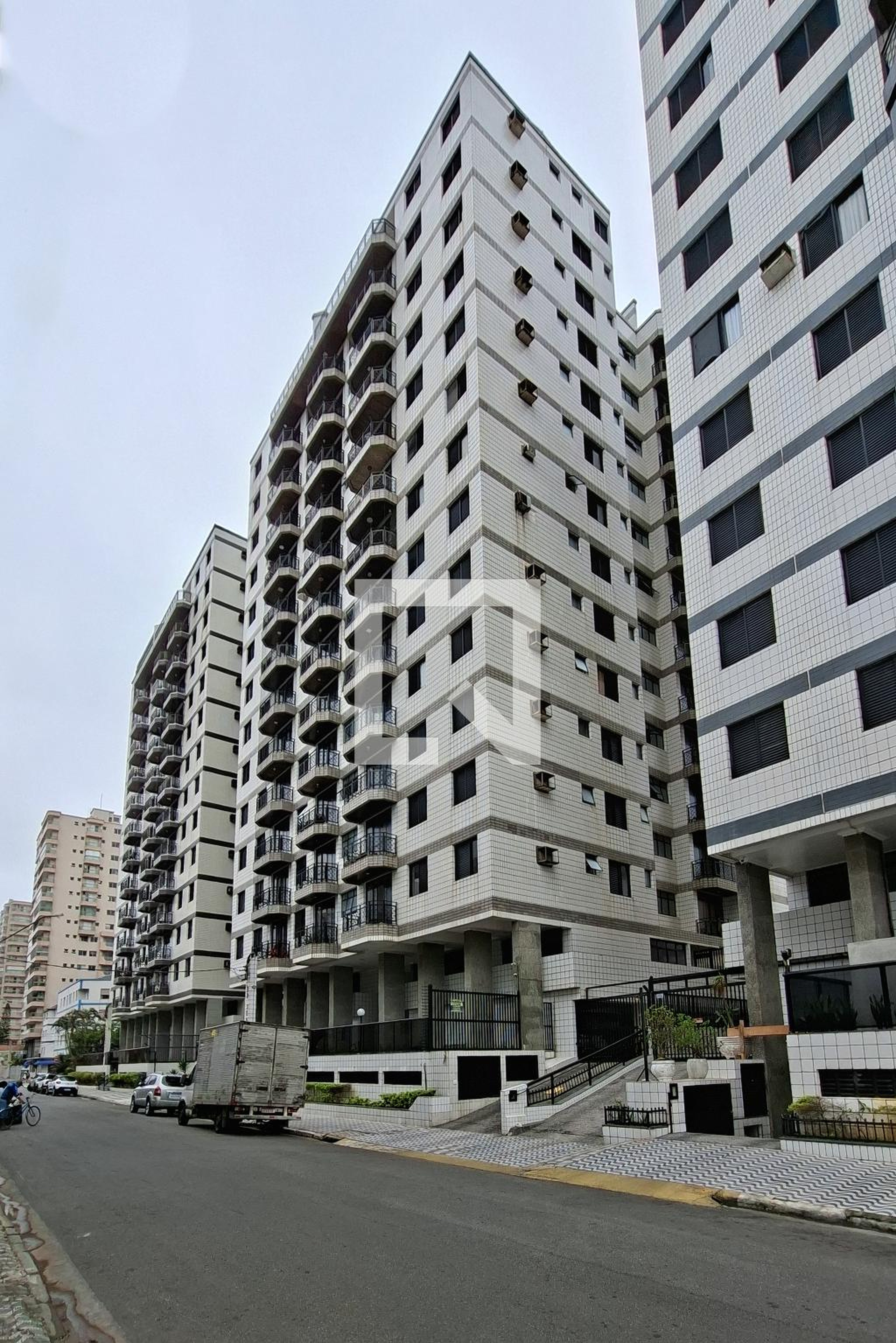 Fachada do Prédio Condomínio Juquey