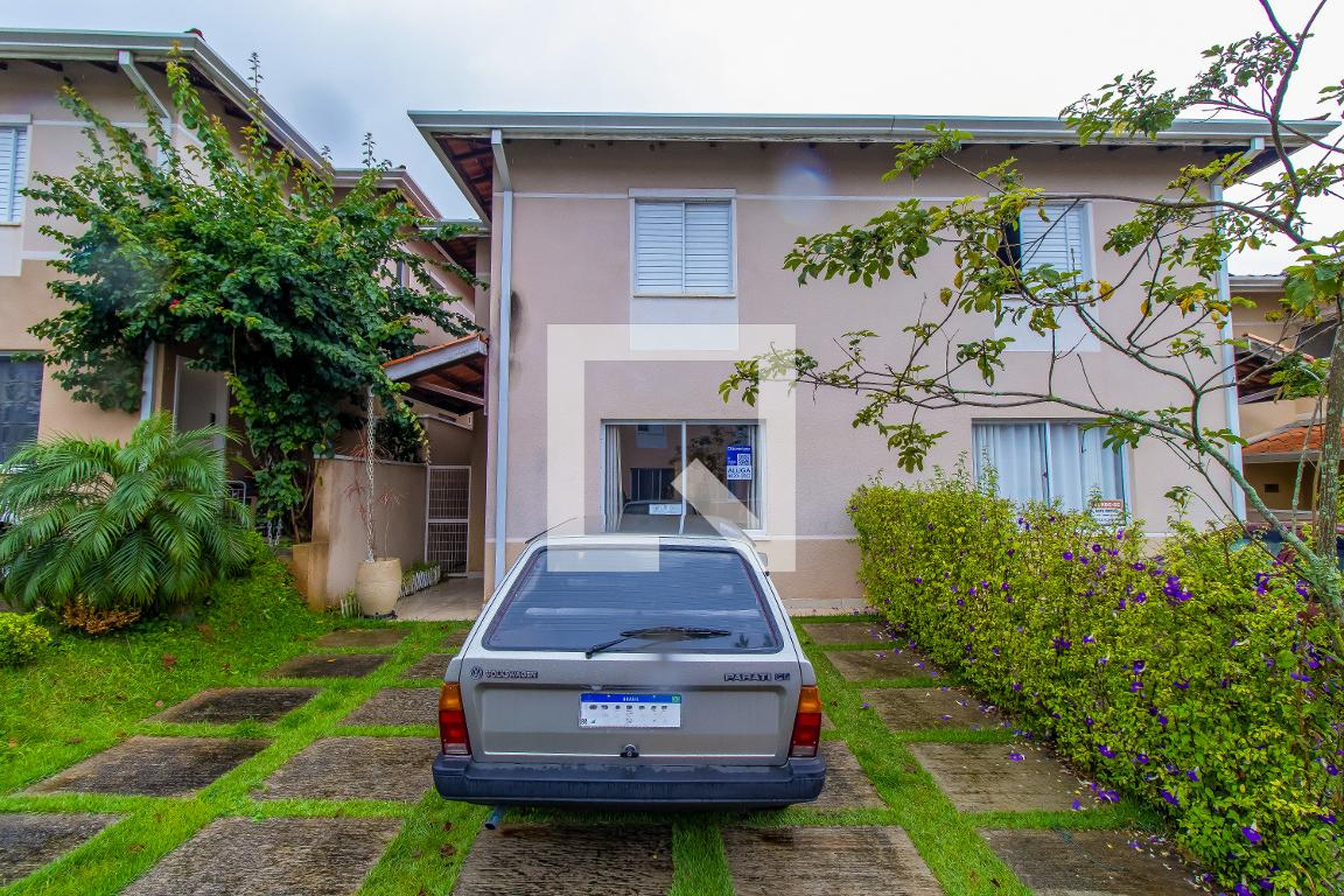 Fachada Condomínio Bosques da Vila