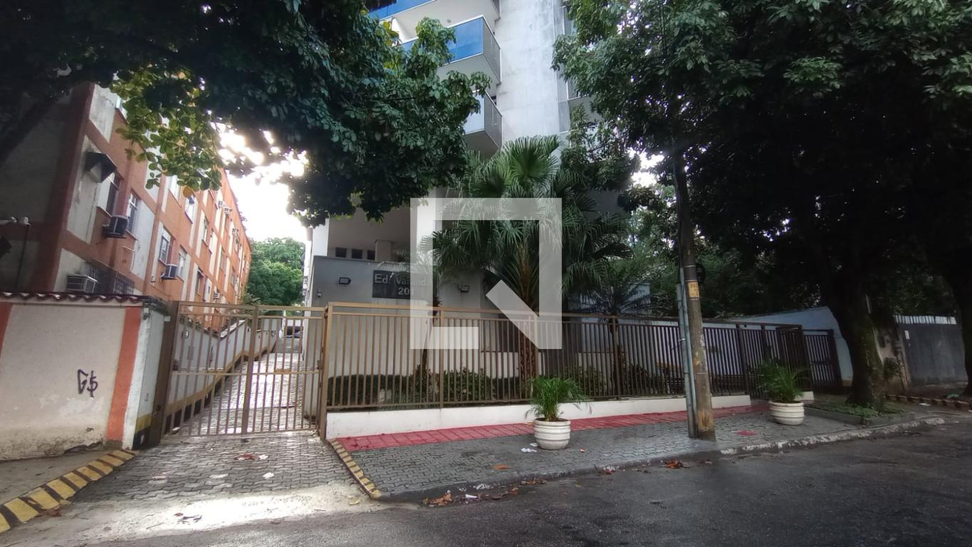 Fachada Edifício Varandas