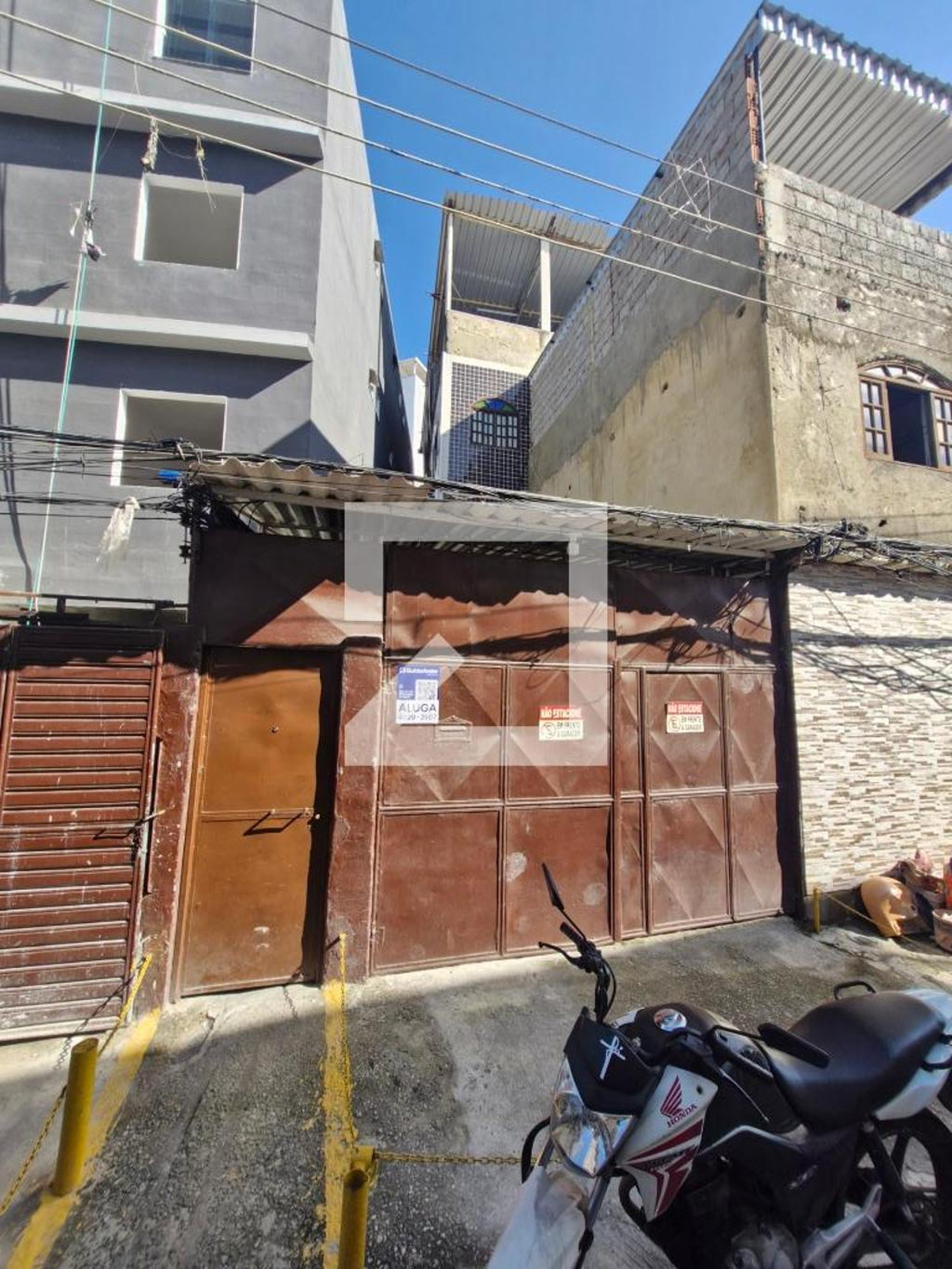 Fachada do Prédio Condomínio em Rua Atima, 3