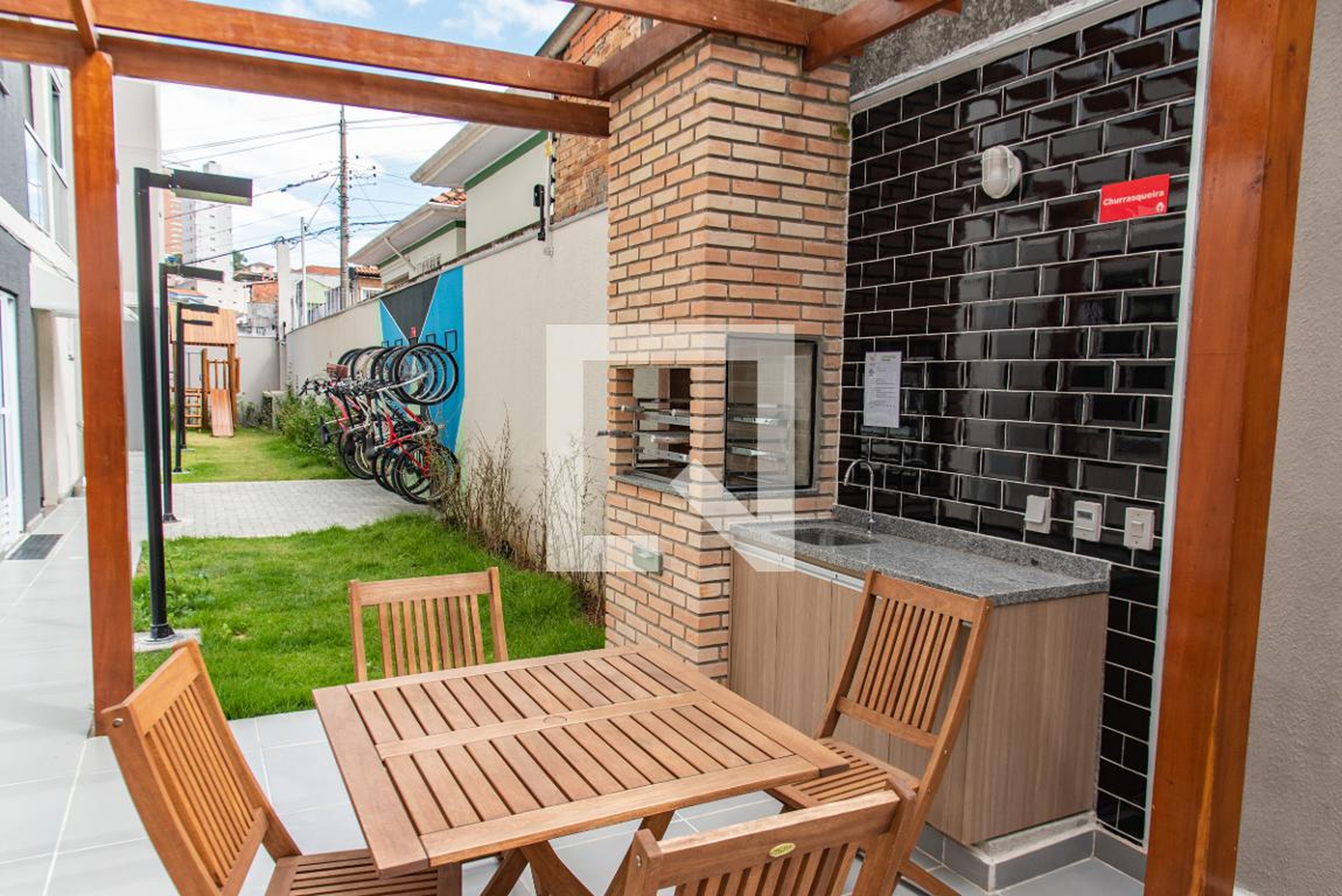 Churrasqueira - Metrocasa Aclimação