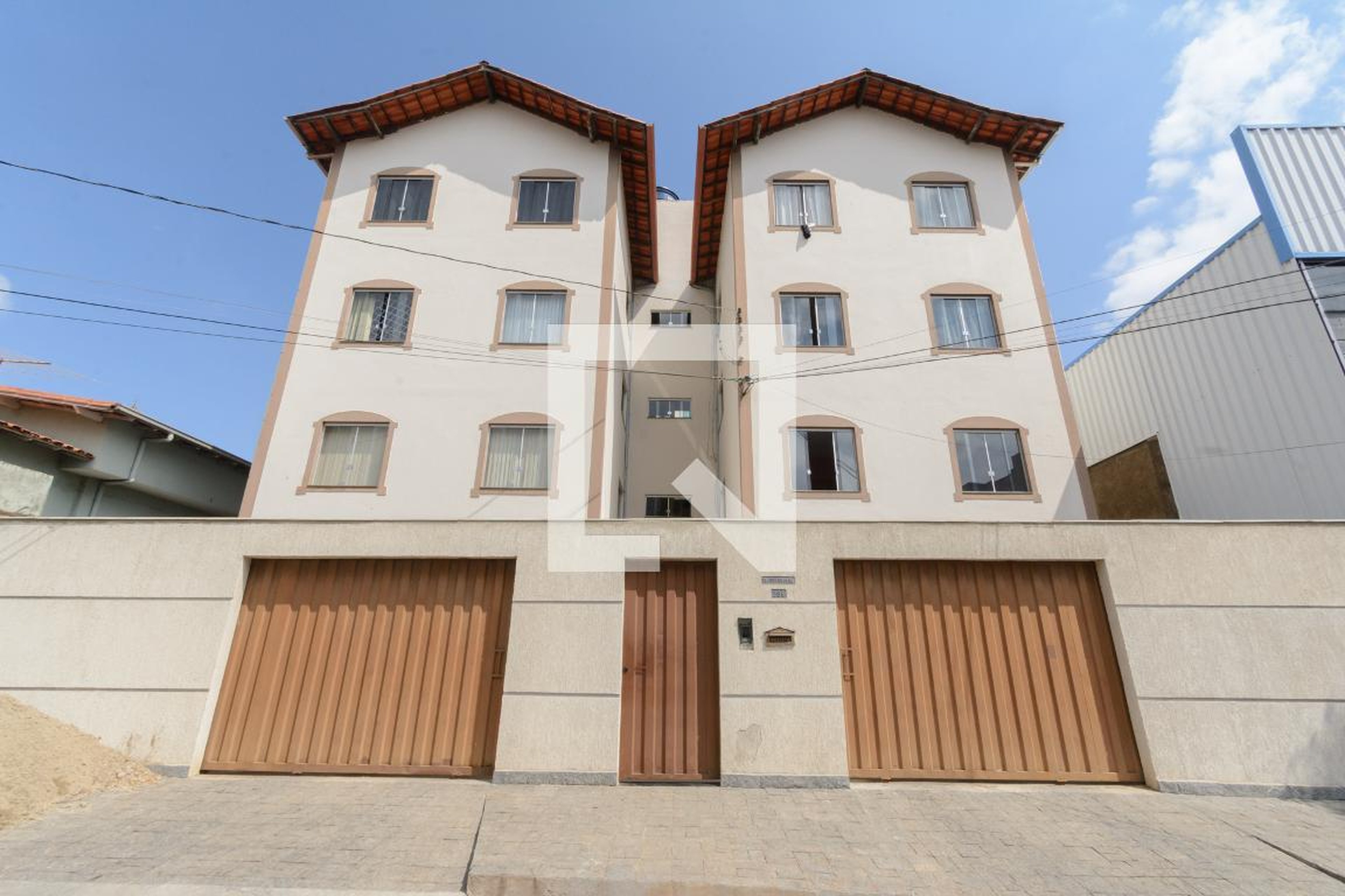 Fachada Condomínio em Rua Upinduara, 259