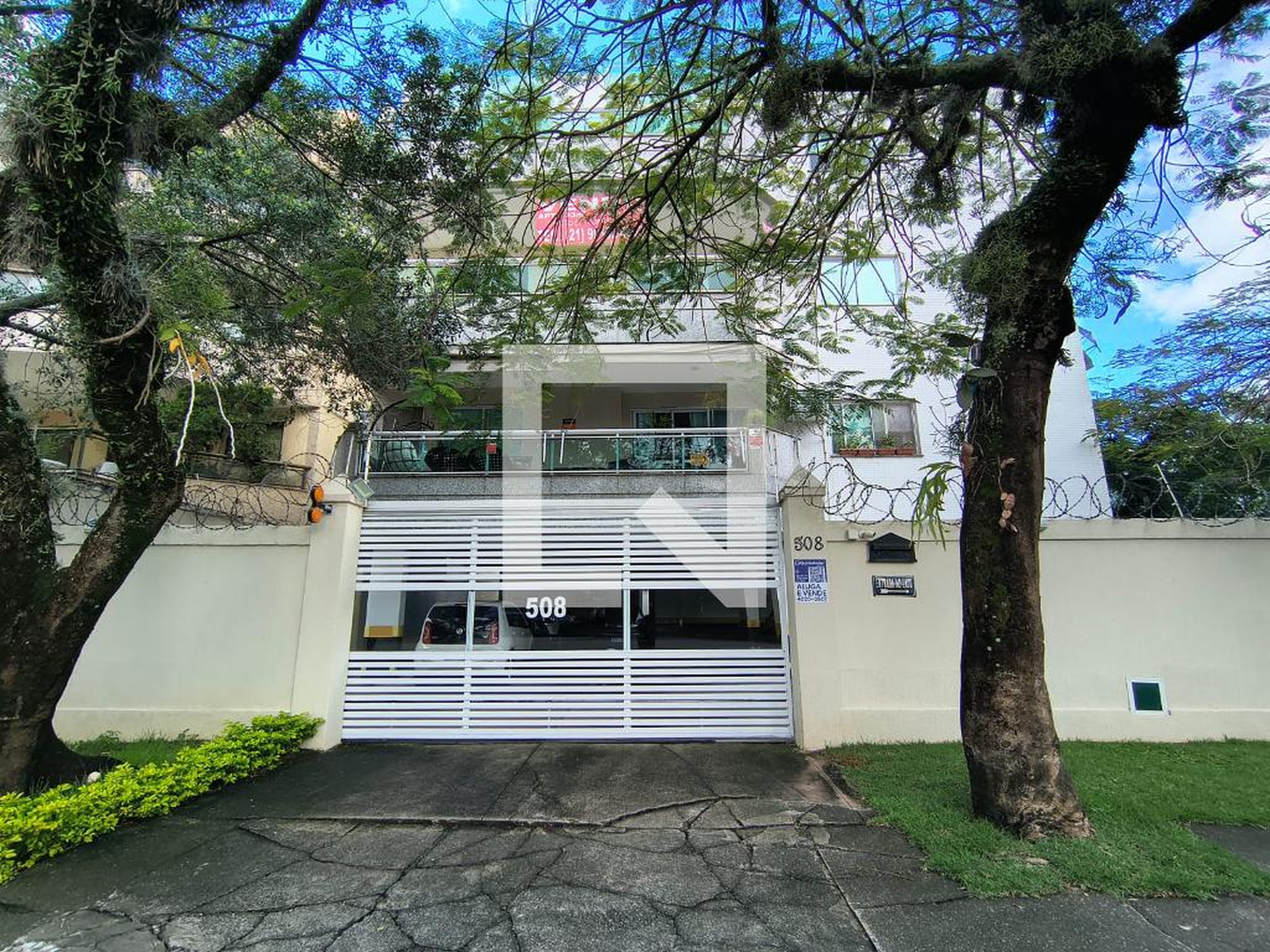 Fachada do Prédio Condomínio em Rua Almirante Ary Rongel, 508