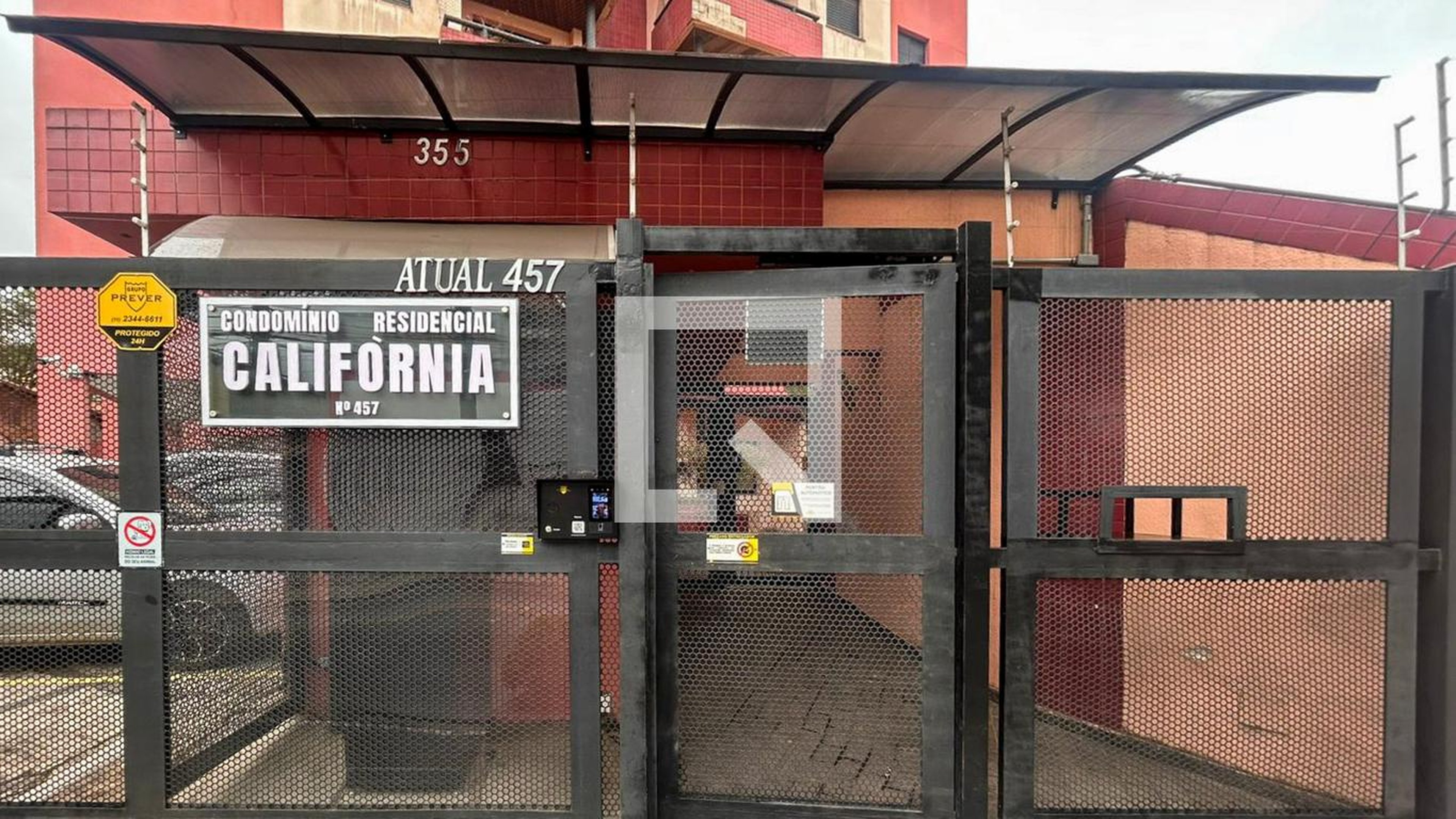 Fachada Residencial Califórnia