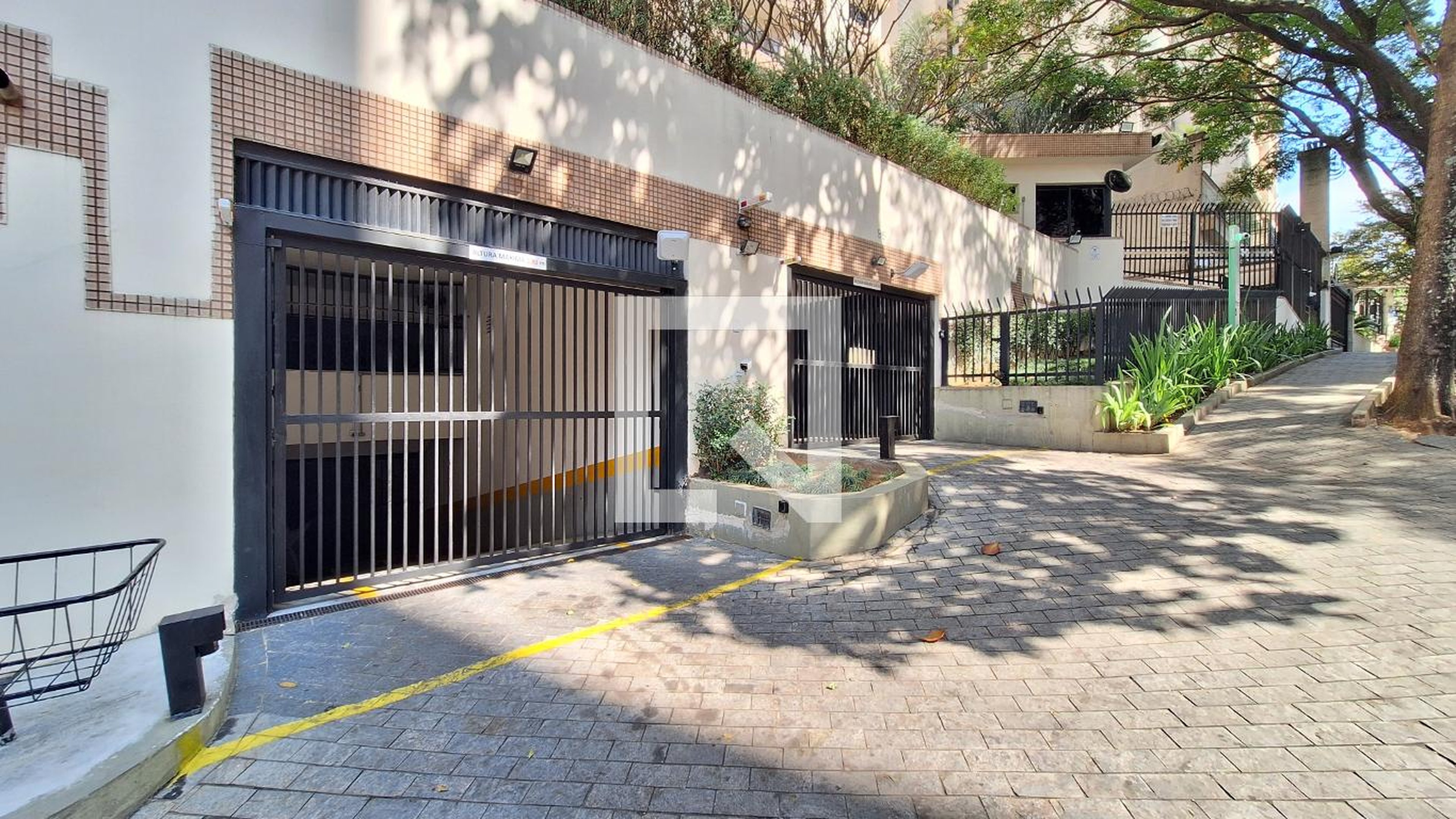 Fachada Condomínio Maison Lara