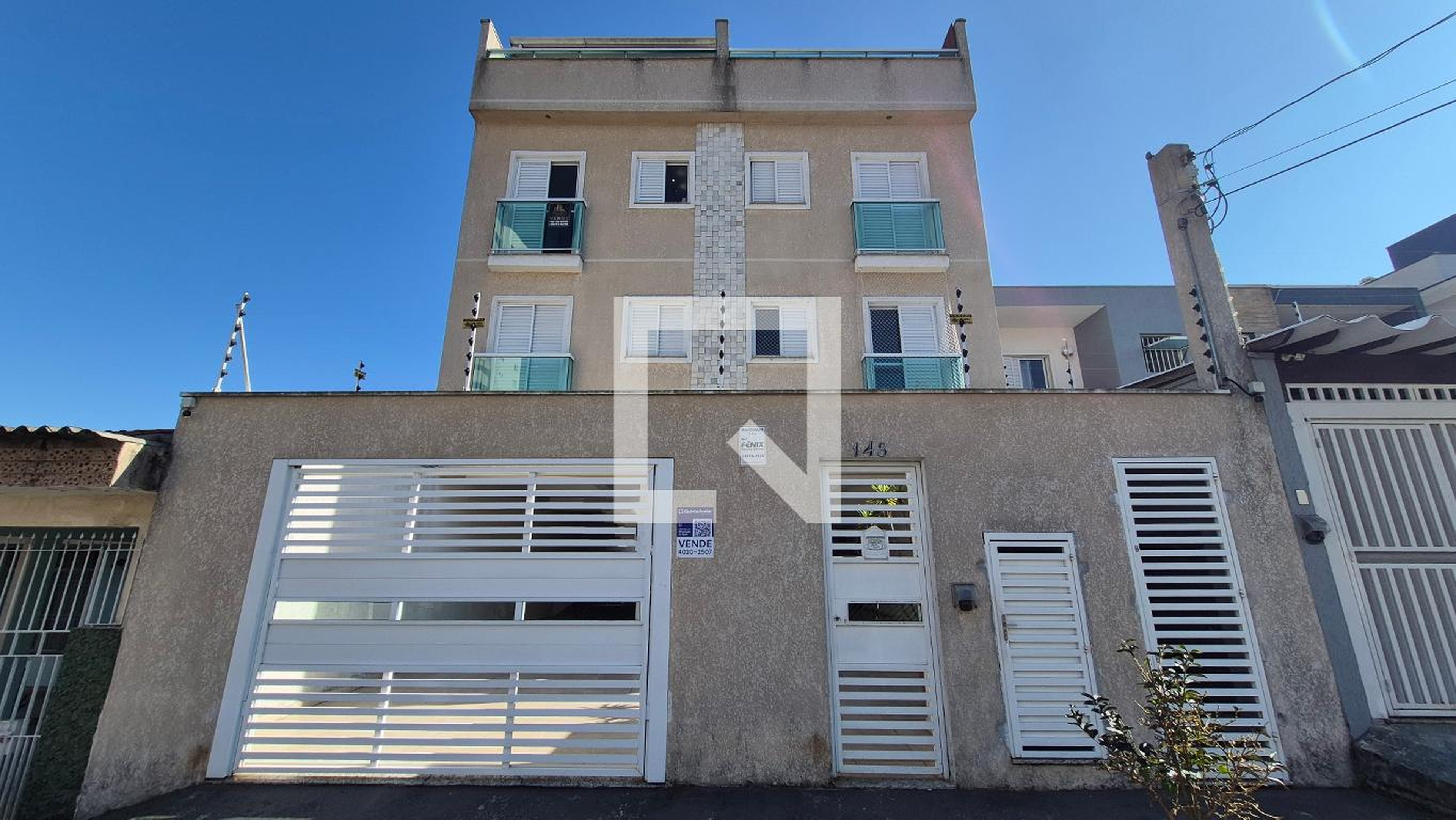 Fachada Condomínio em Rua Paula Souza, 148