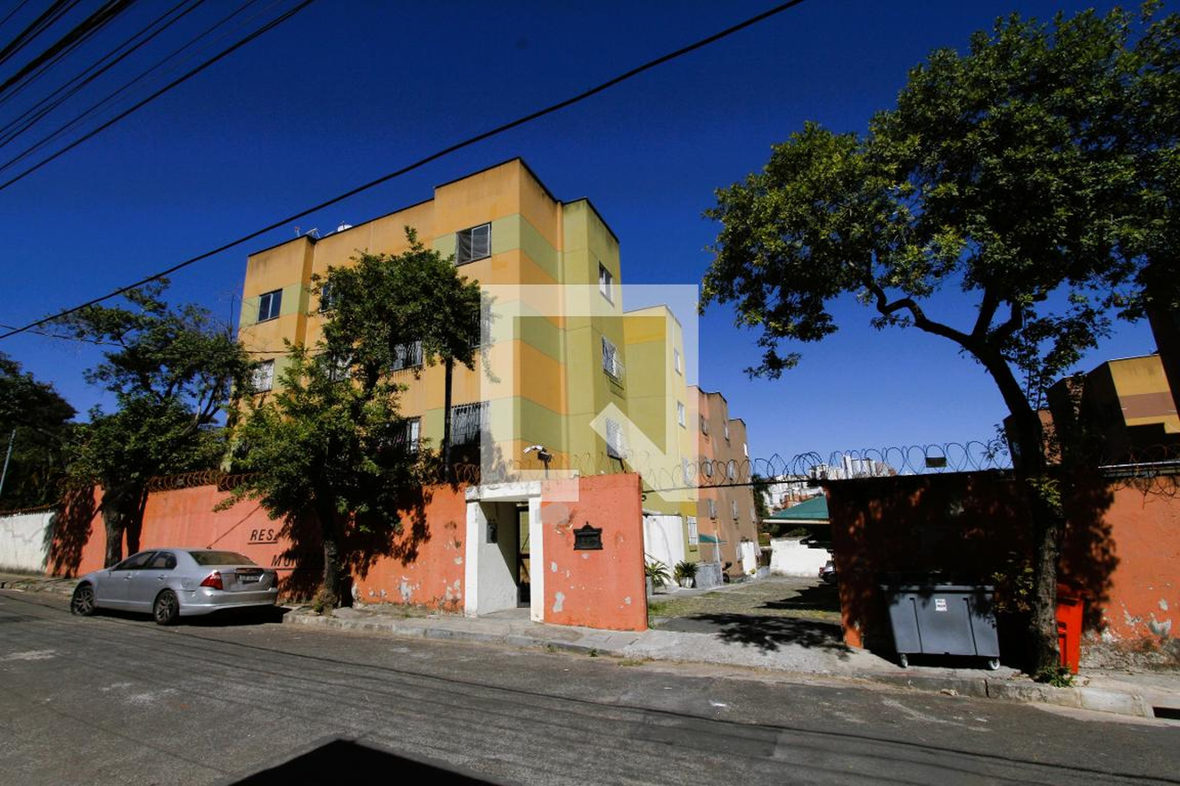 Fachada do Prédio Residencial Montana /Edifício Stanford