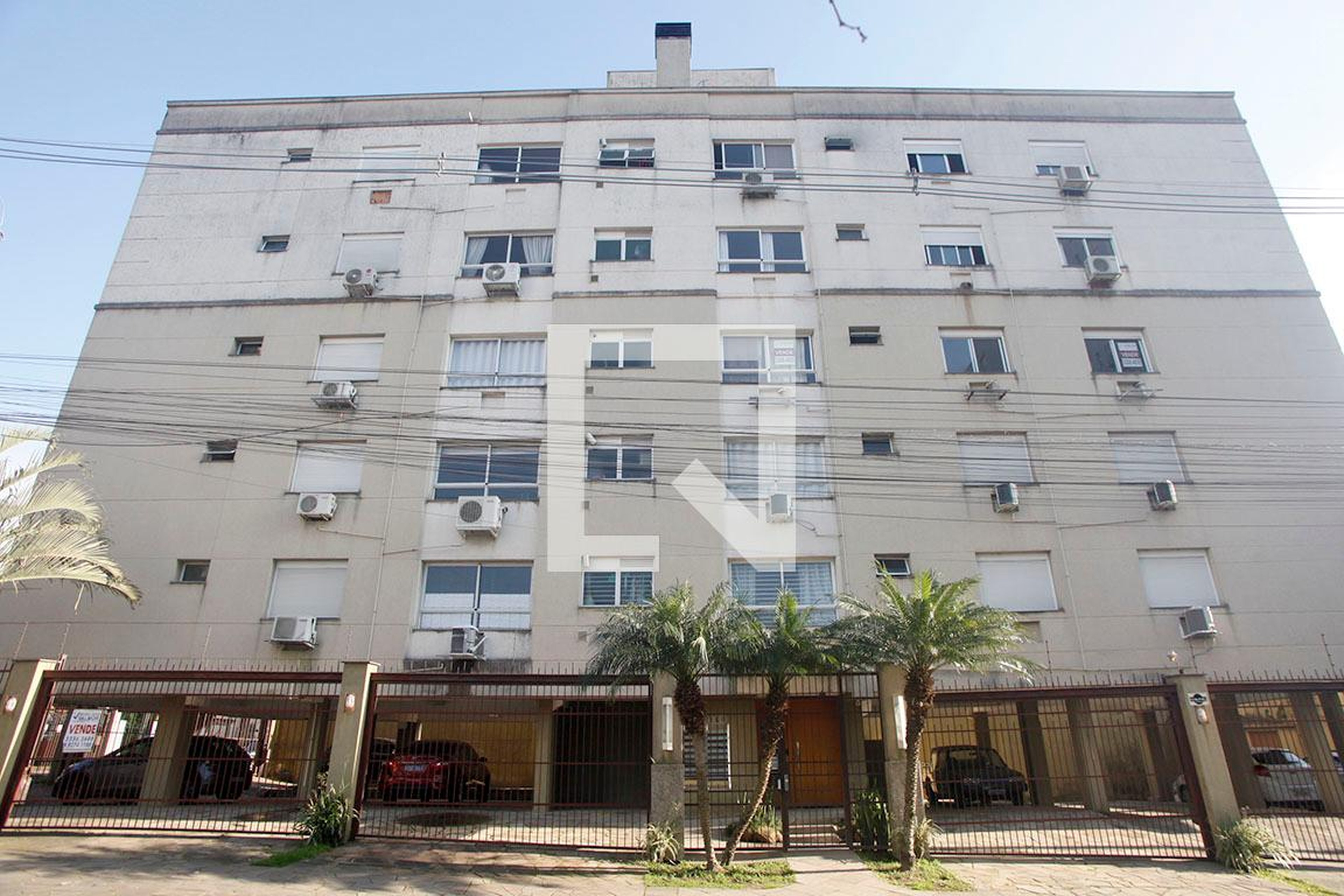 Fachada Condomínio em Rua Veador Porto, 760