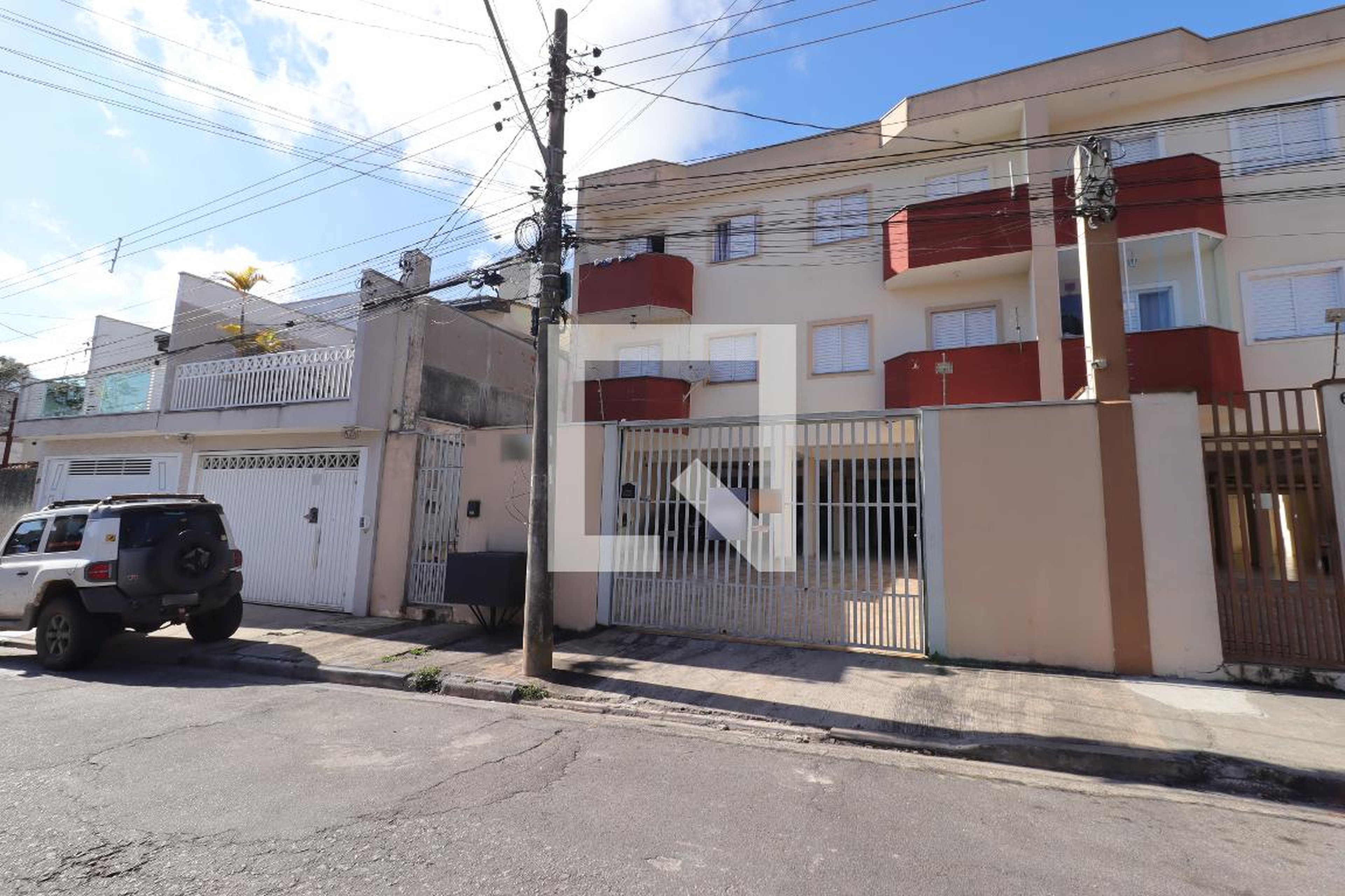 Fachada residencial Heloísa Helena