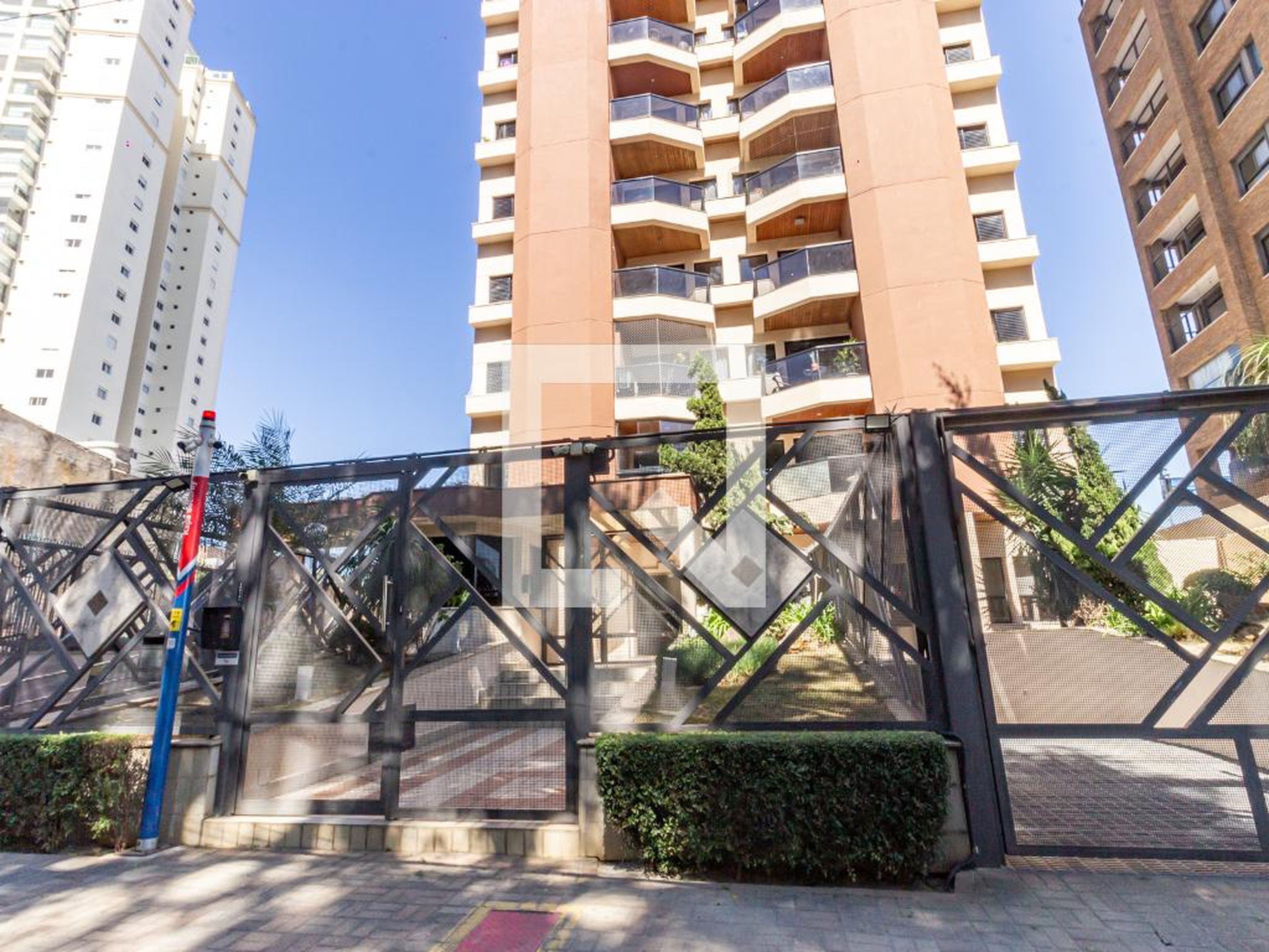 Fachada Condomínio Via Torino