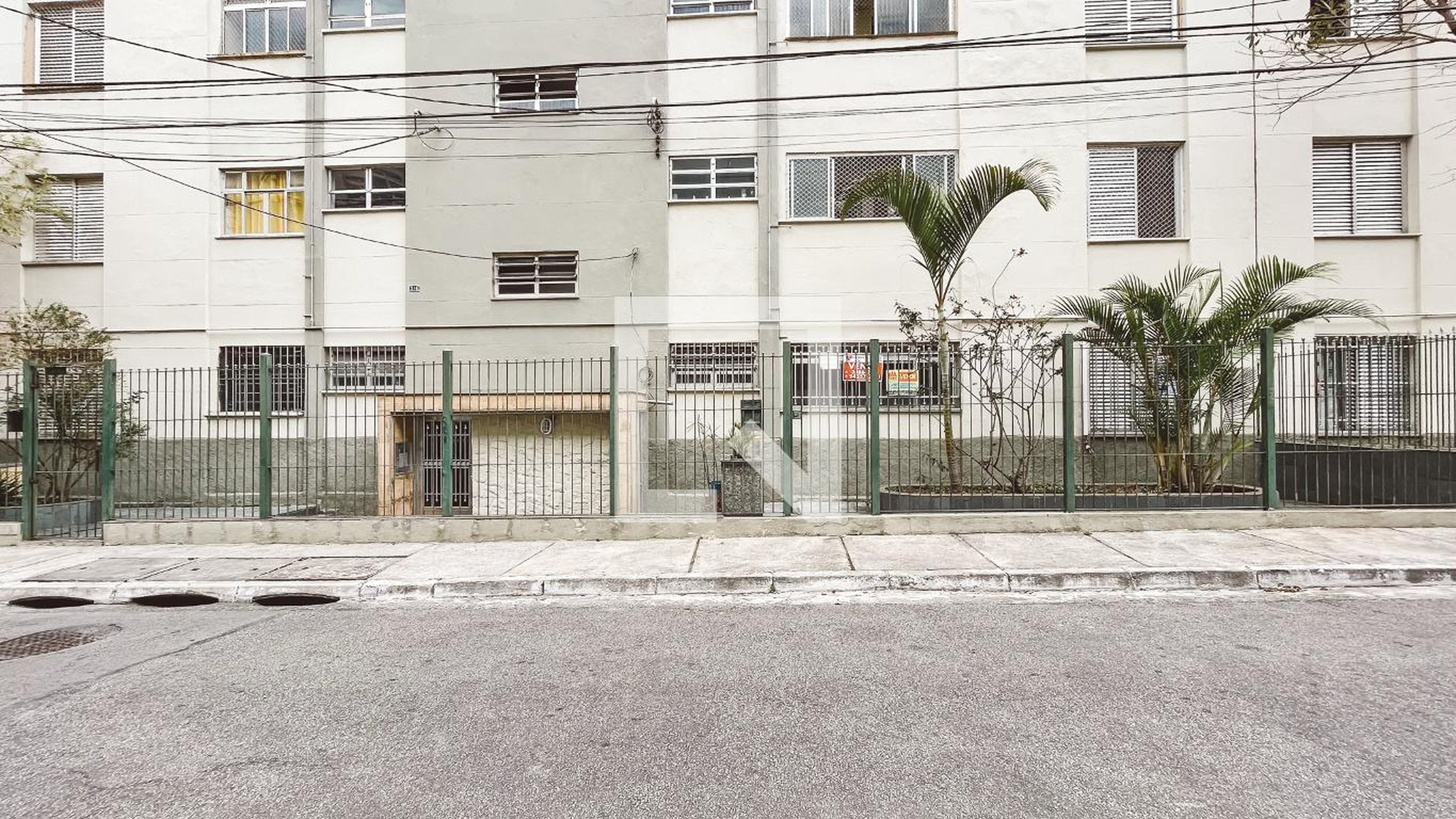 Fachada do Prédio Condomínio em Rua Coronel João da Silva Feijó, 378