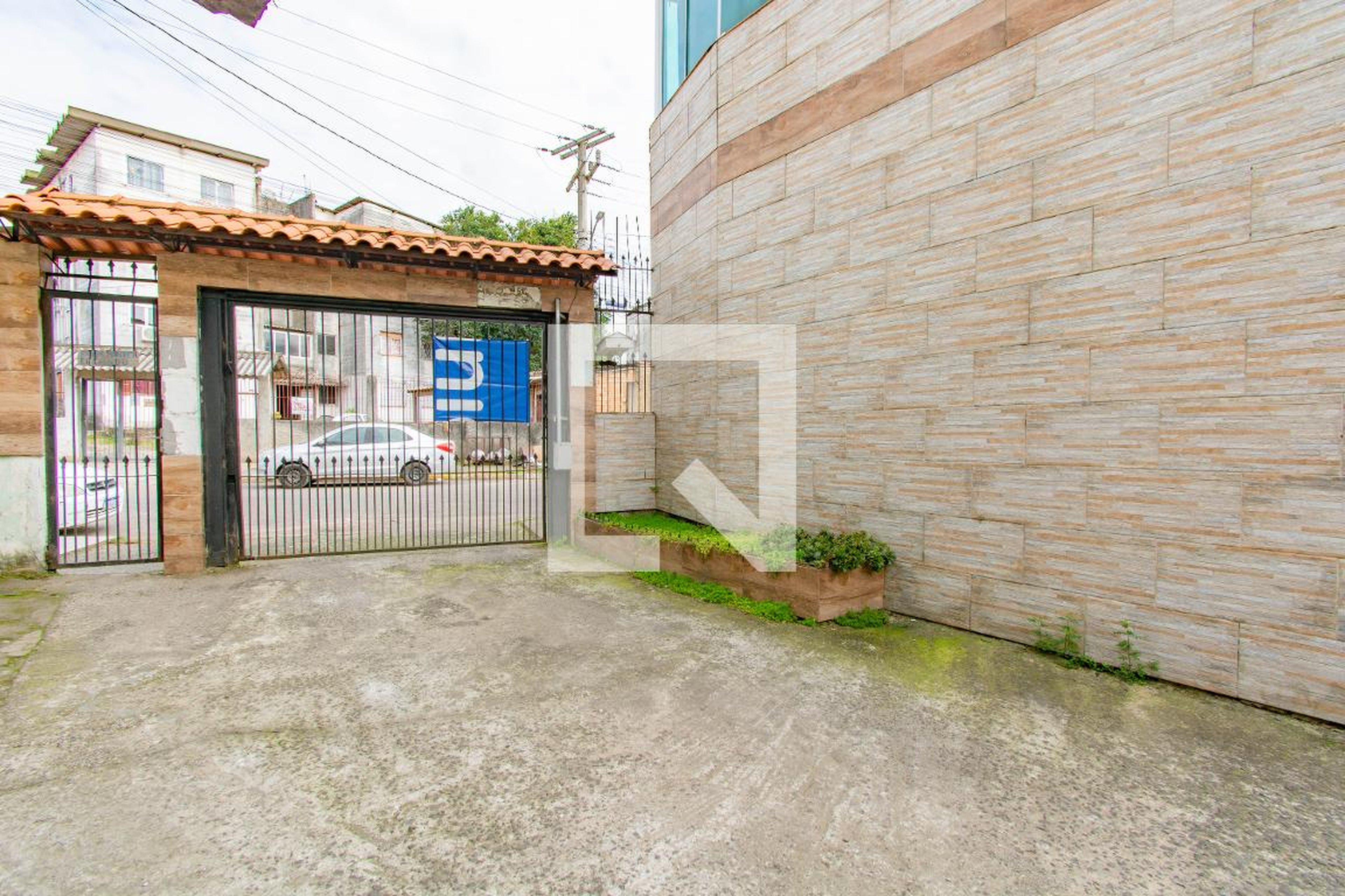 Fachada Condomínio em Avenida Dezessete de Abril, 1