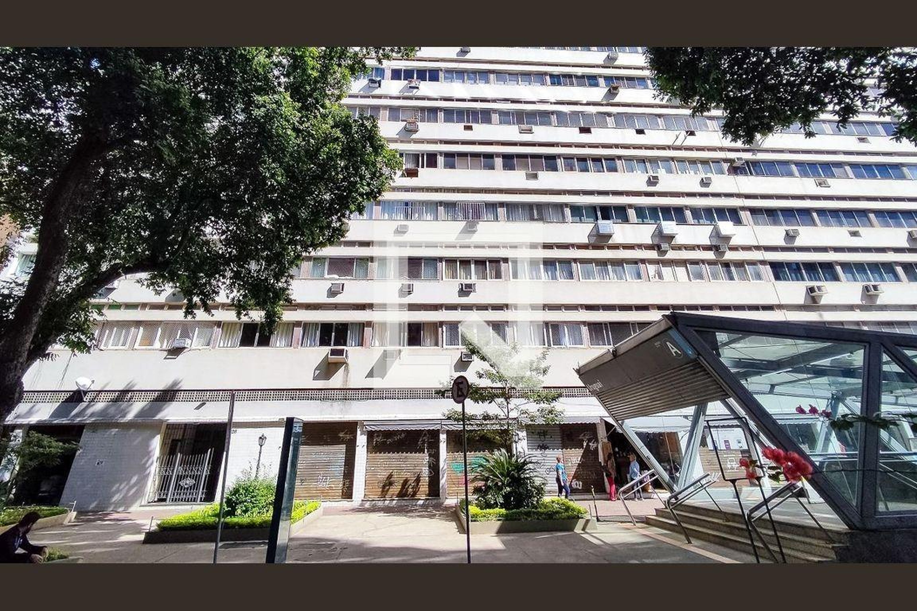 Fachada Edifício Ipe Amarelo