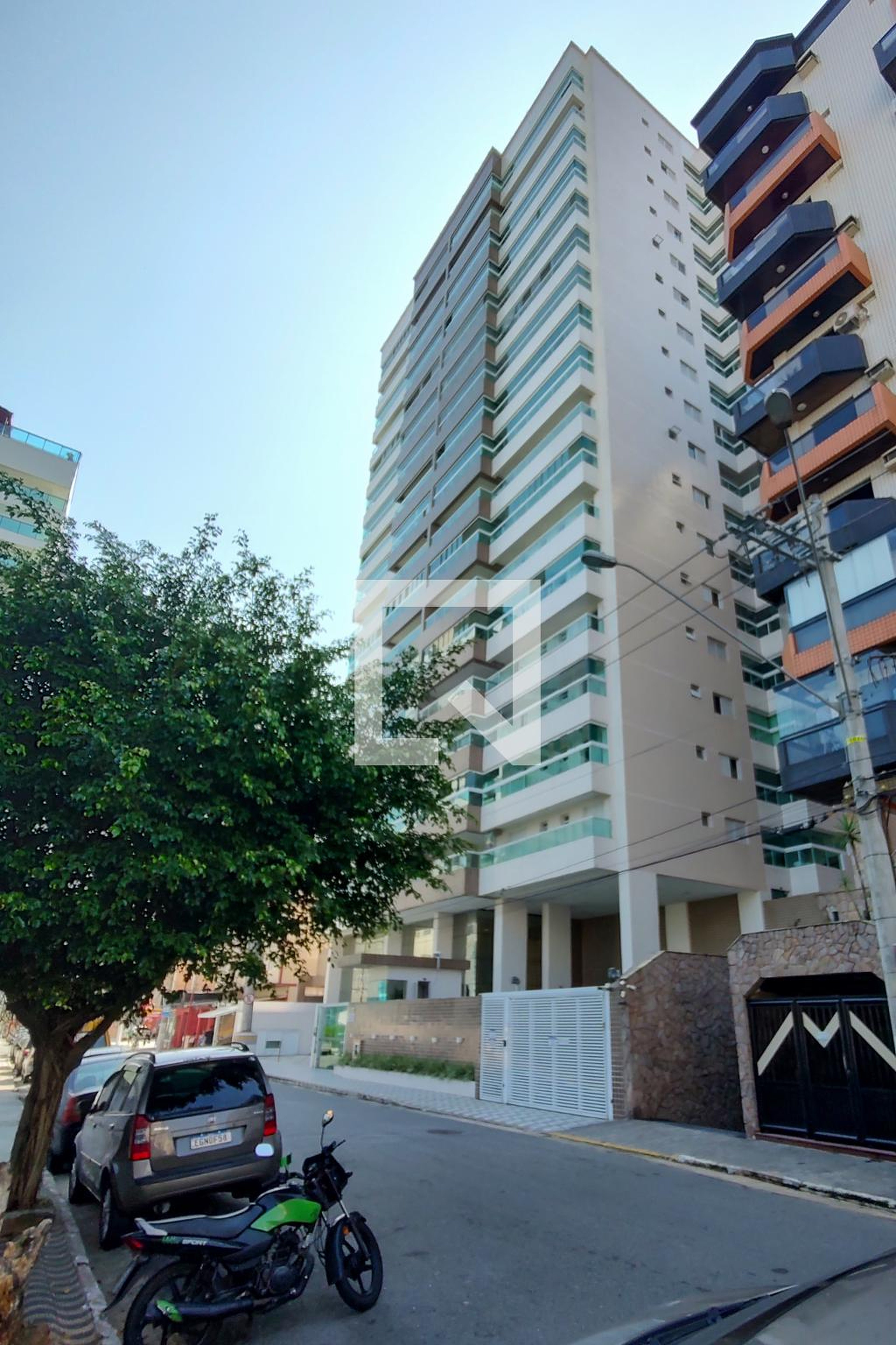 Fachada do Prédio Condomínio Itália