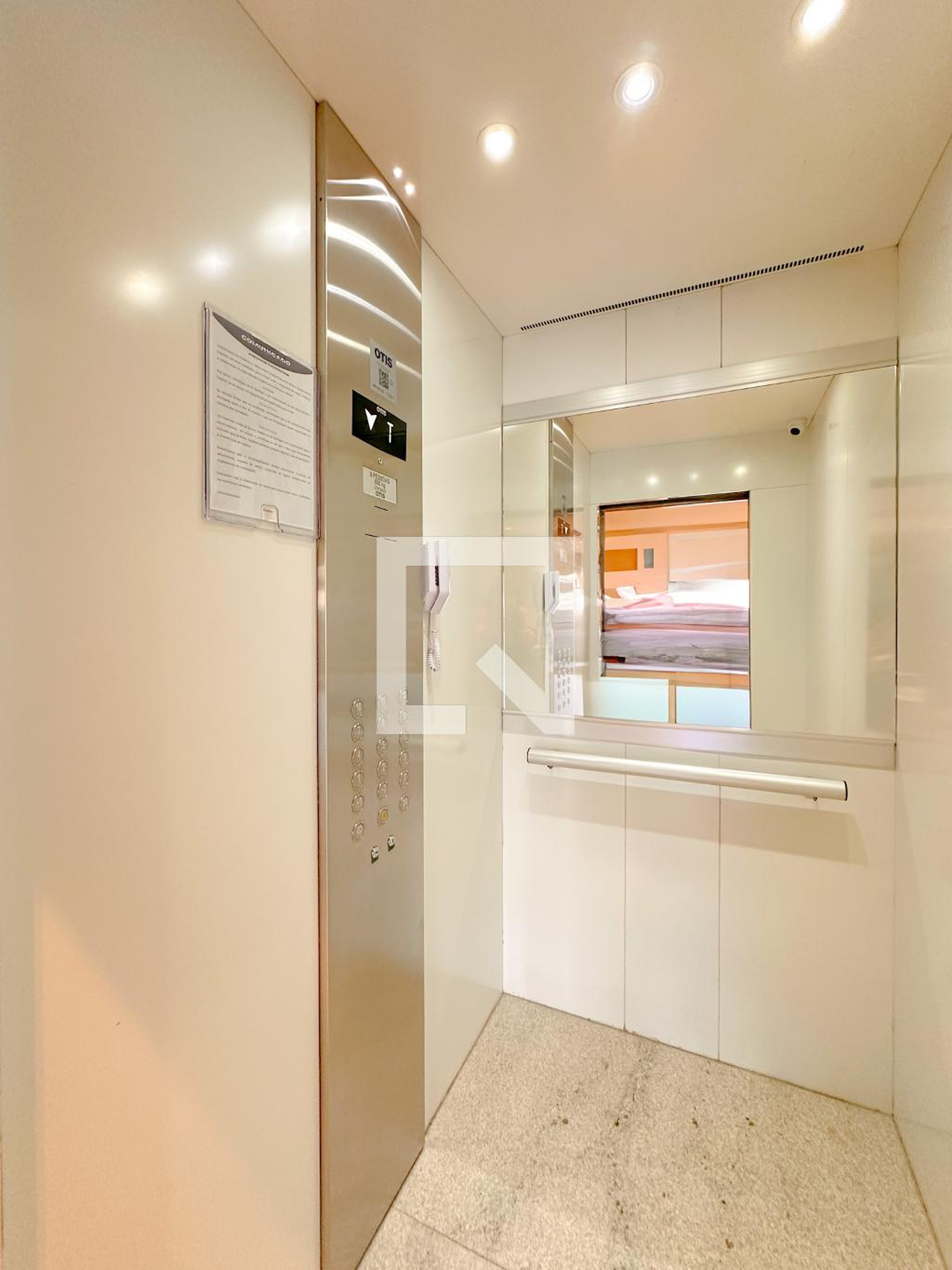 Elevador - Residencial Castelo de Sintra