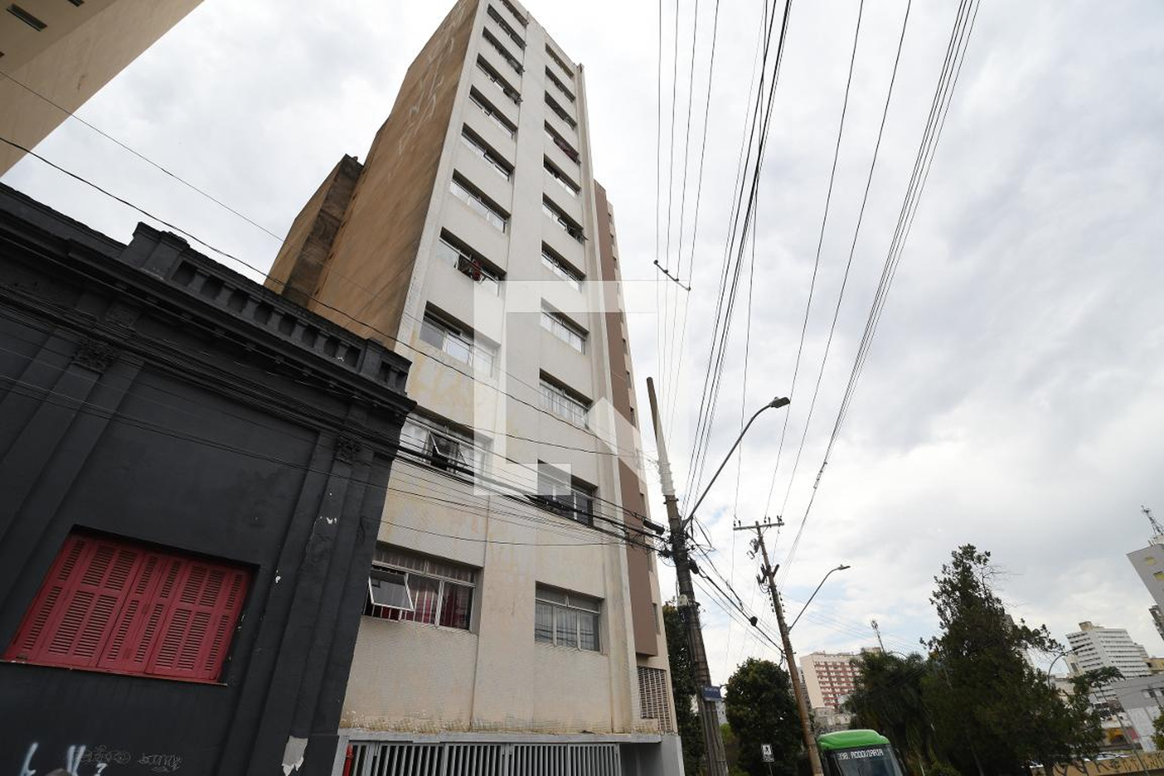 Fachada Condomínio em Rua Culto à Ciência, 44