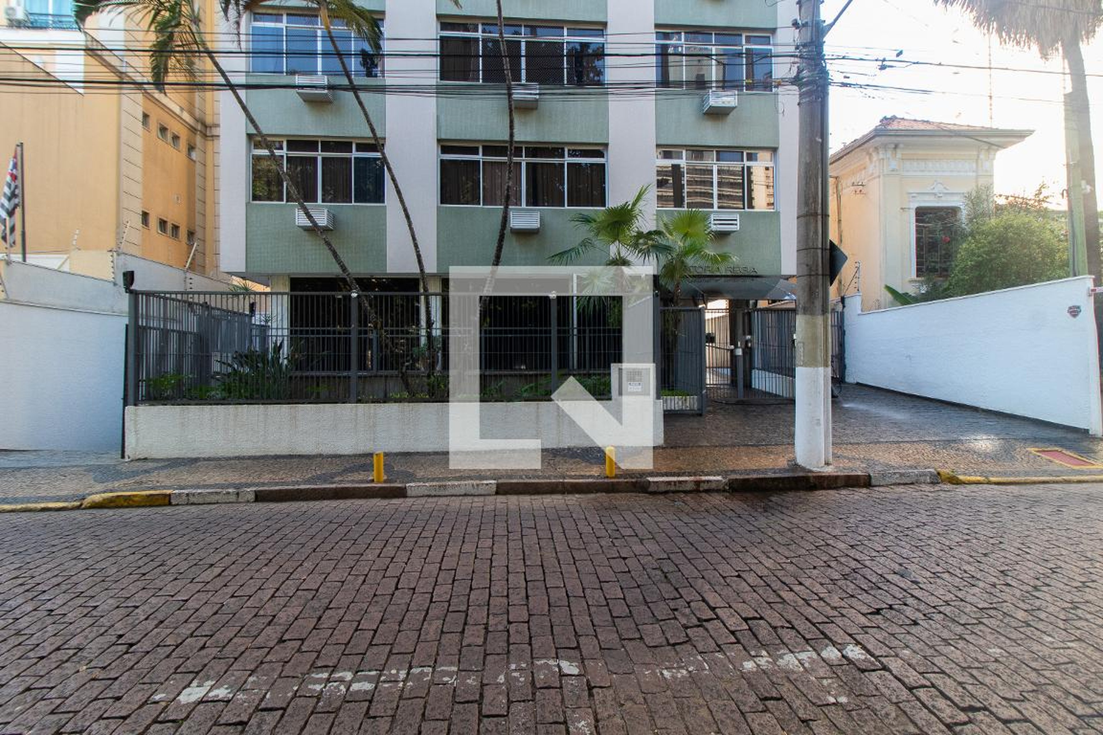 Fachada Condomínio Vitoria Regia