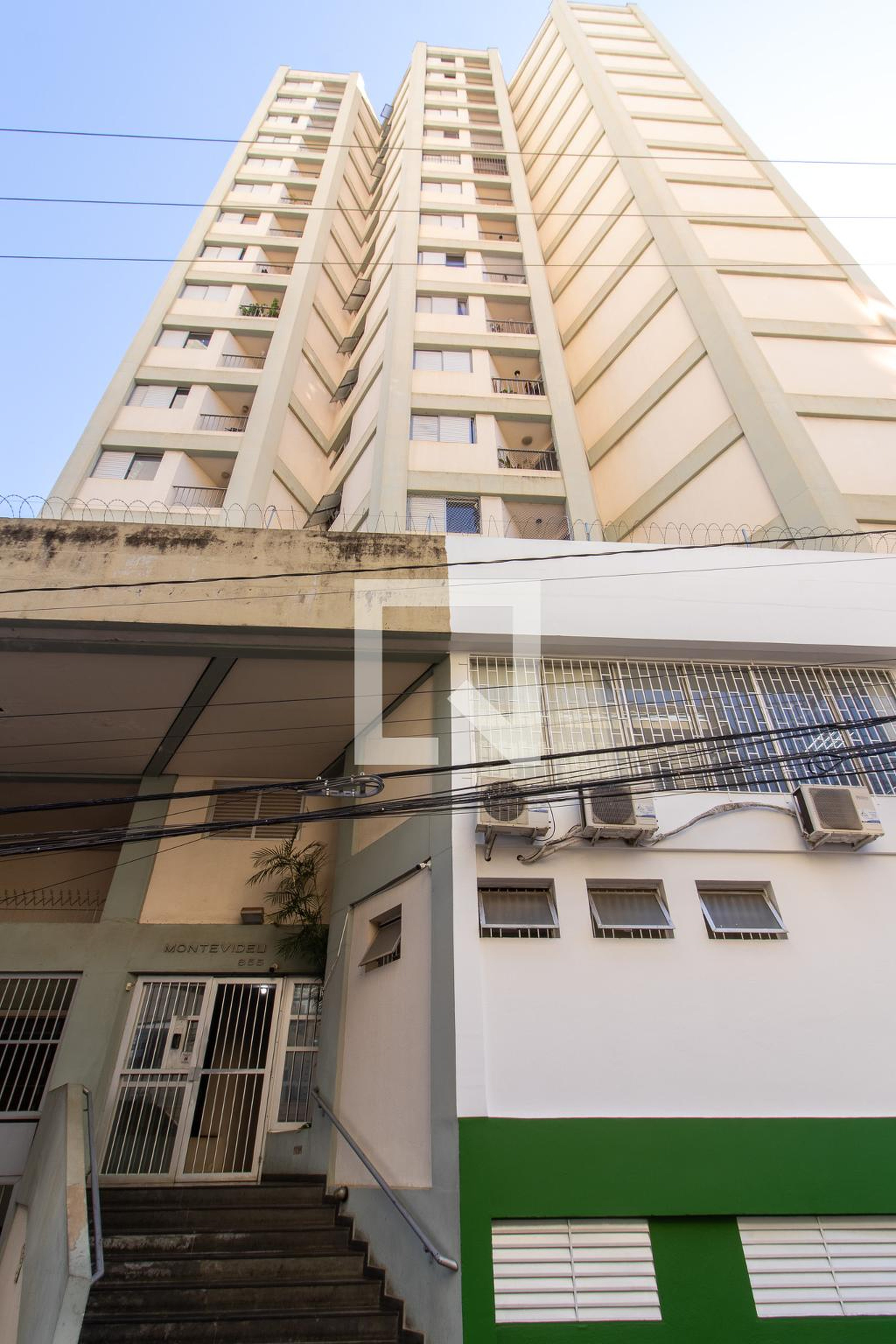 Fachada Condomínio em Rua Barreto Leme, 855