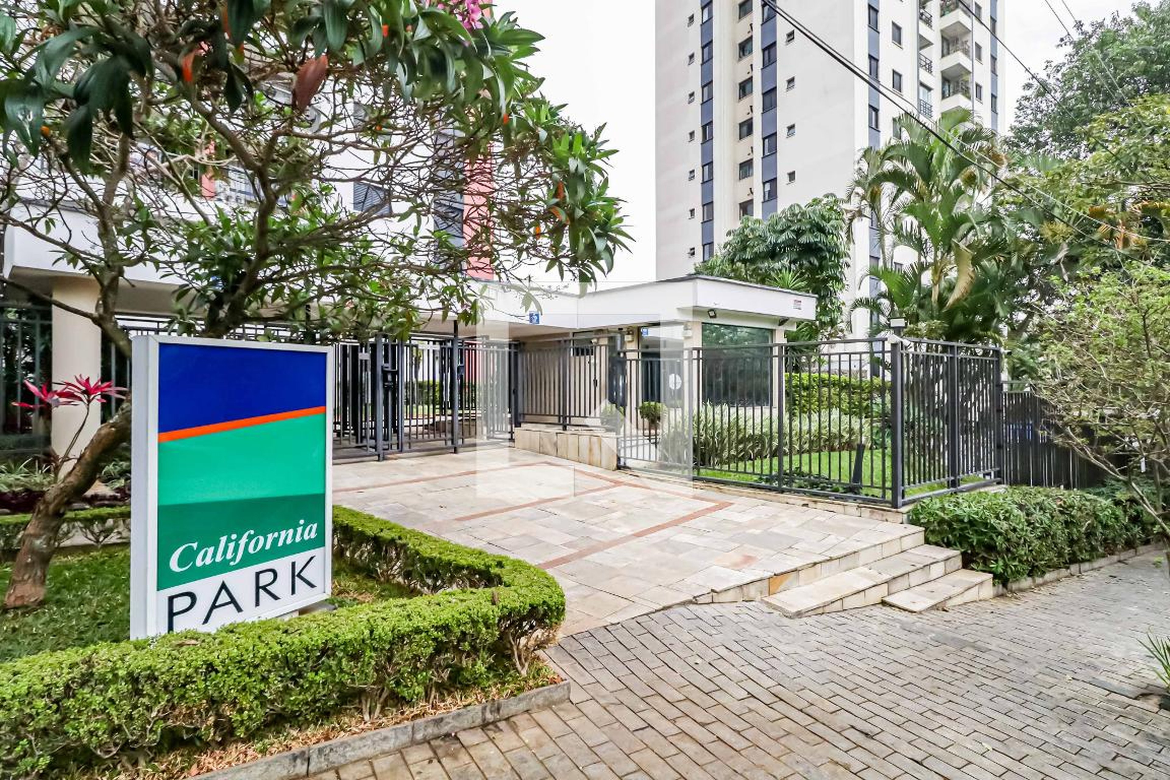 Fachada Condomínio California Park