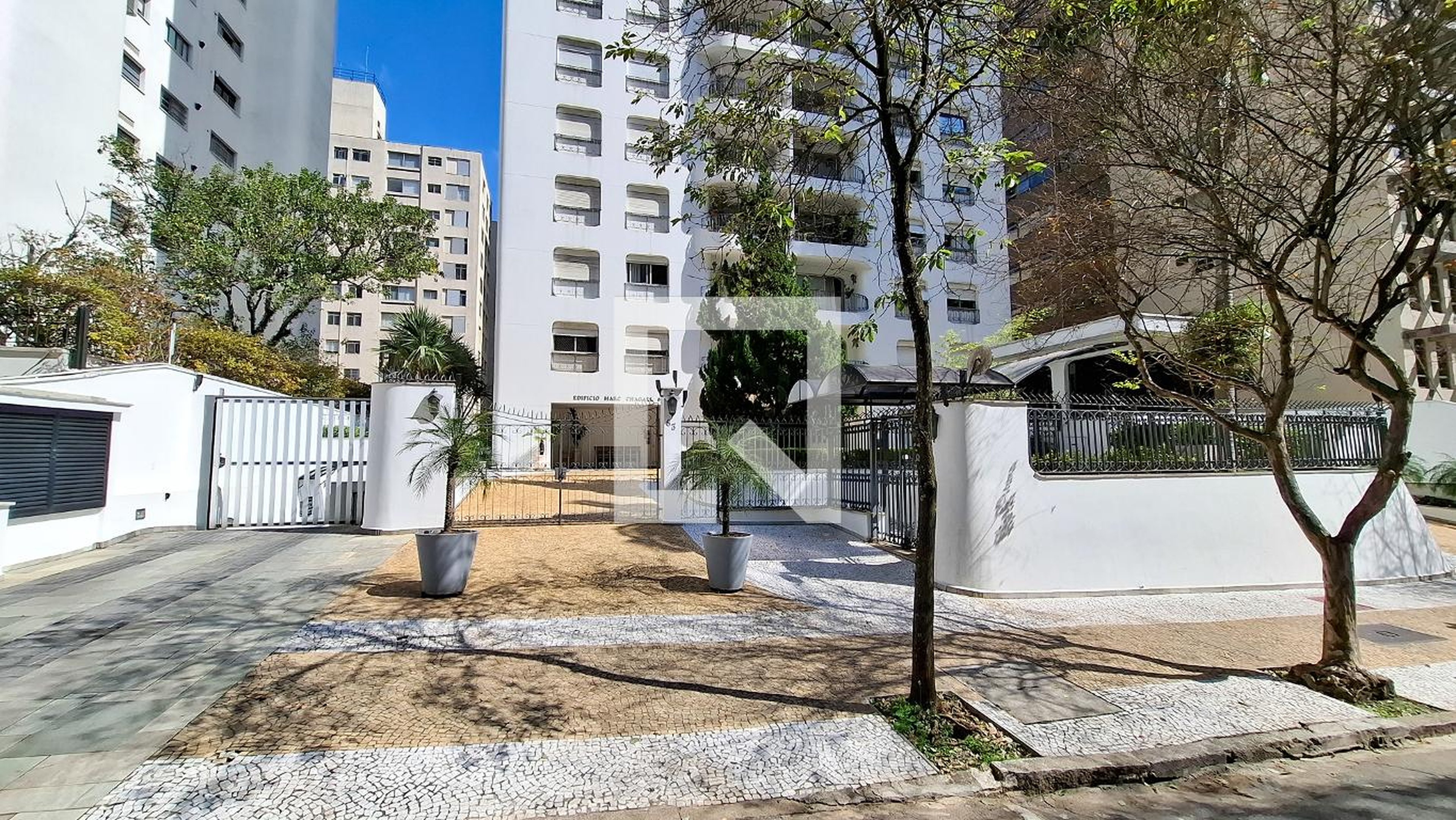 Fachada do Prédio Condomínio Edficio Marc Chagall