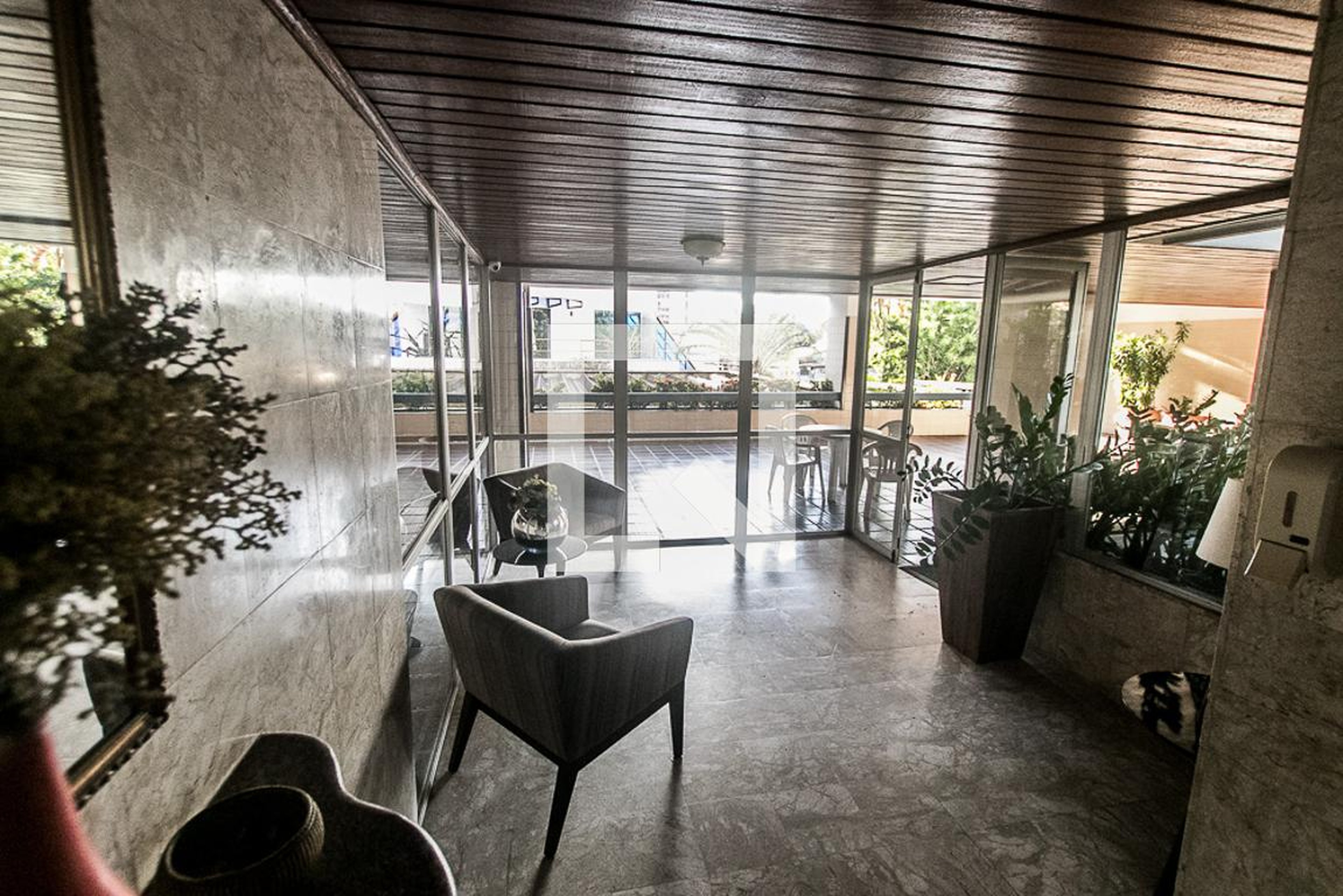 Hall de entrada - Edifício Portal Caminho das Árvores